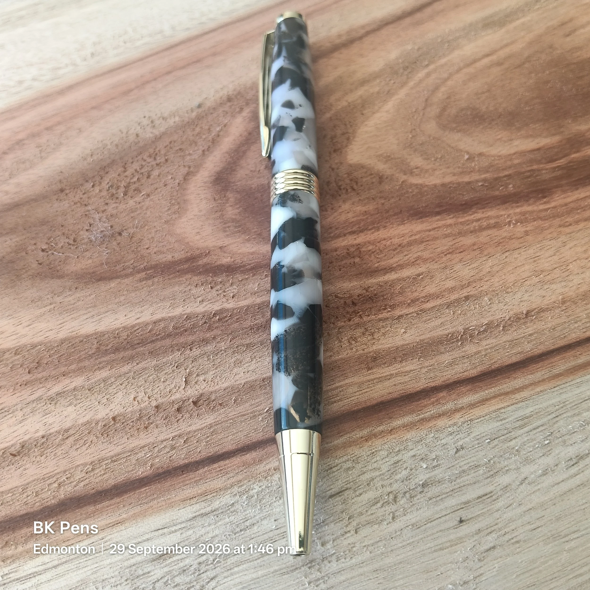 bk pens black and white acrylic streamline twist pen handmade