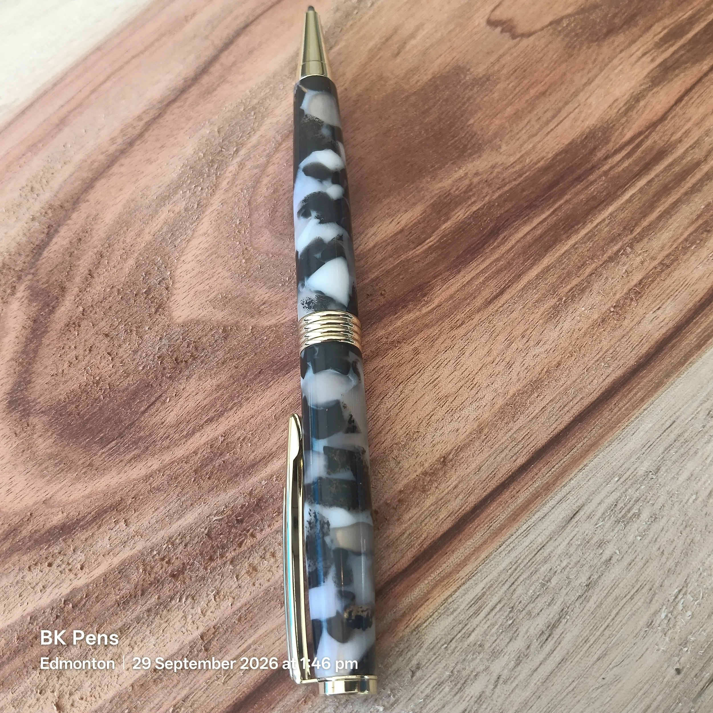 bk pens handmade black and white acrylic streamline pen