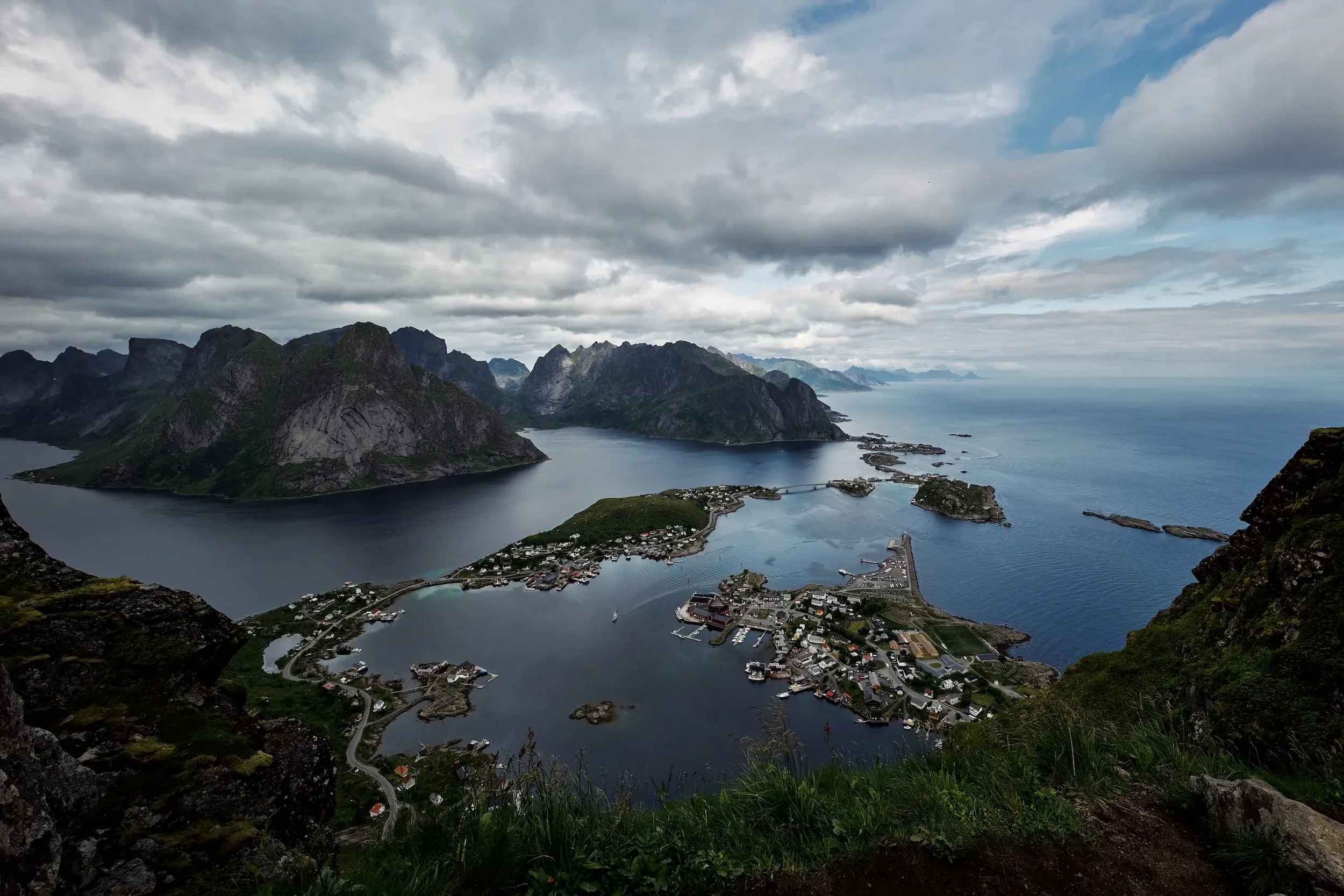 S1004596.webp