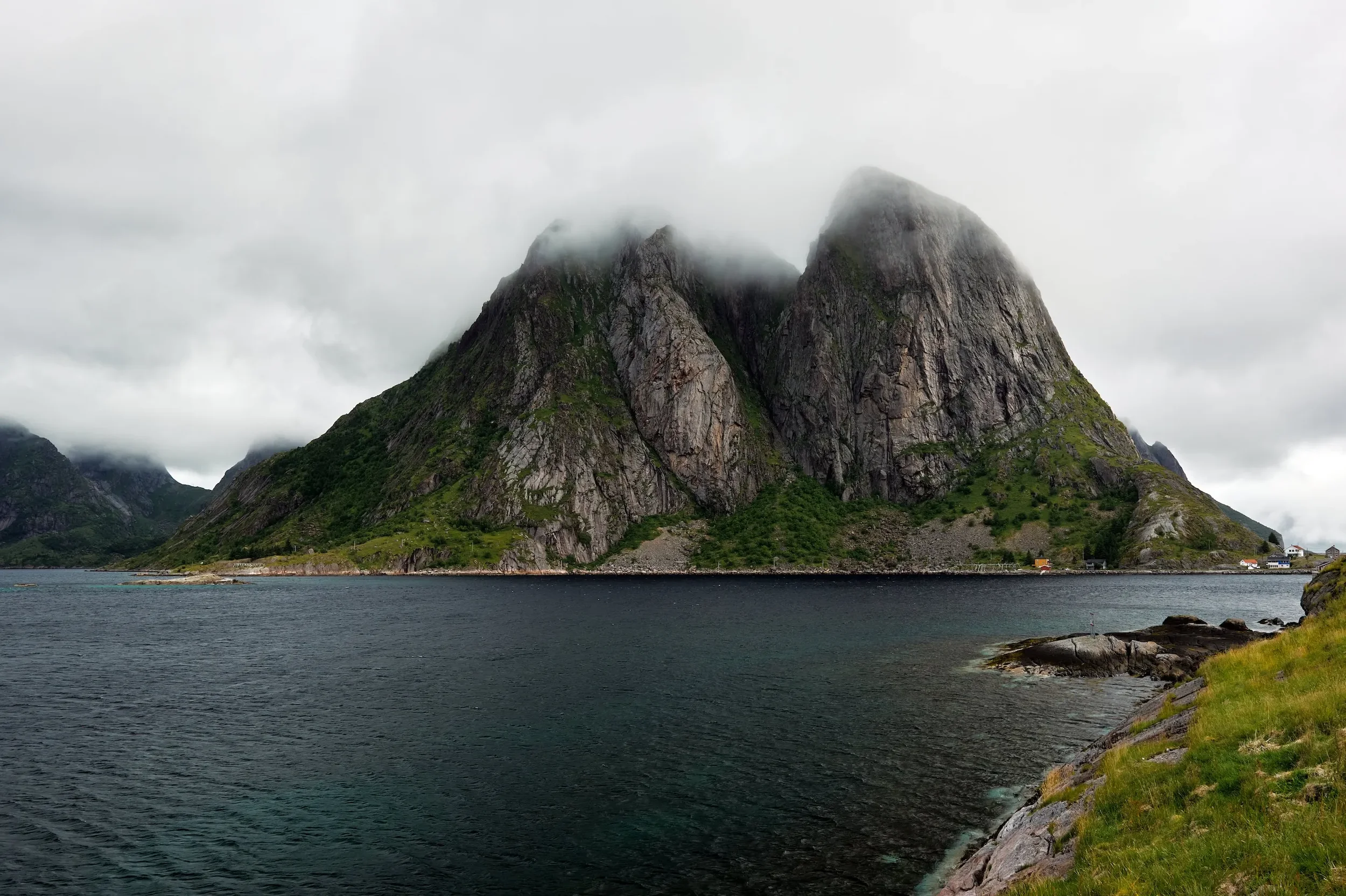 S1004624.webp