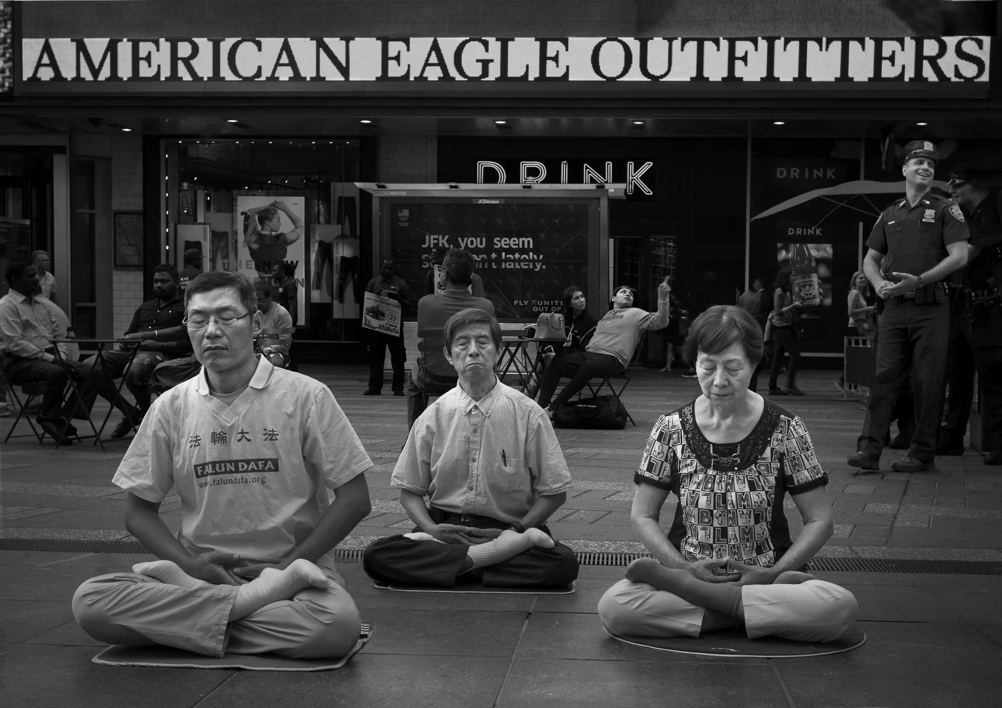 Meditator, Times Square - New York 