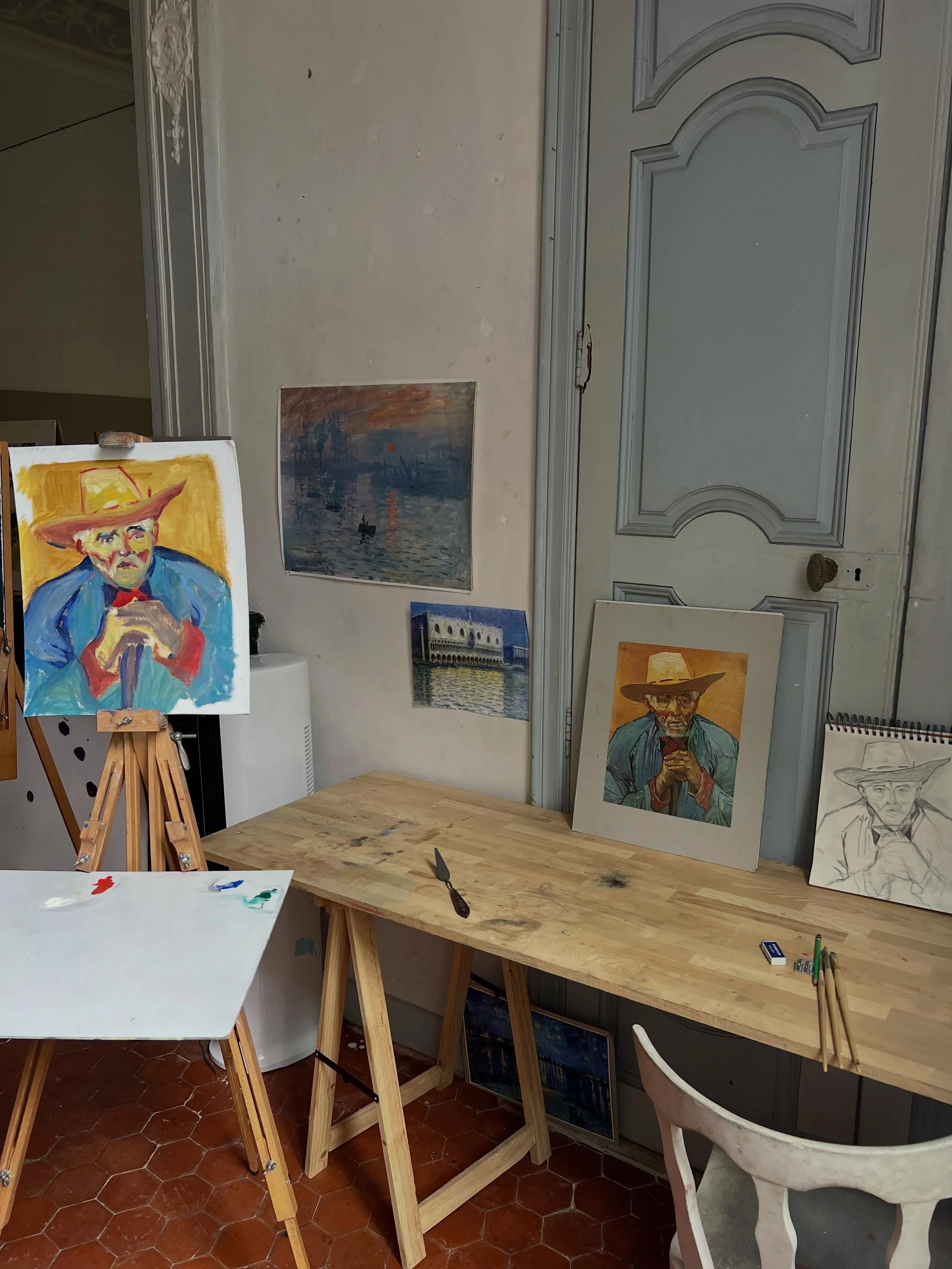 Painting day in Provence 🥰🌷 my heart is singing
