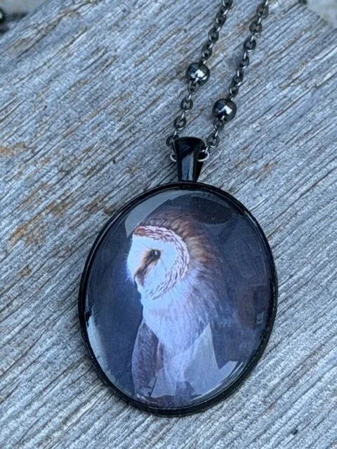 Painting Print Pendant - PORTRAIT OF A BARN OWL