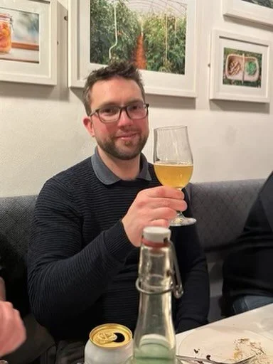 Back in 2023. One last pint before packing up and moving across the pond. 🍺