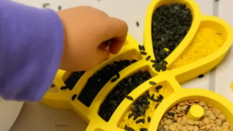 Bienen-Sensorik-Tablett - Sensory Play Tray