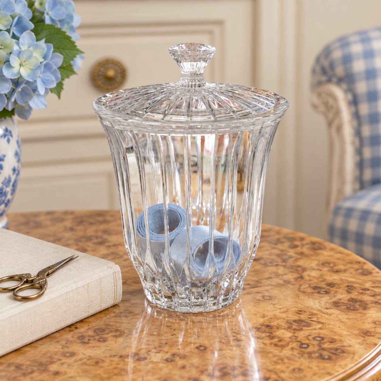 Fluted clear crystal jar, icebucket.