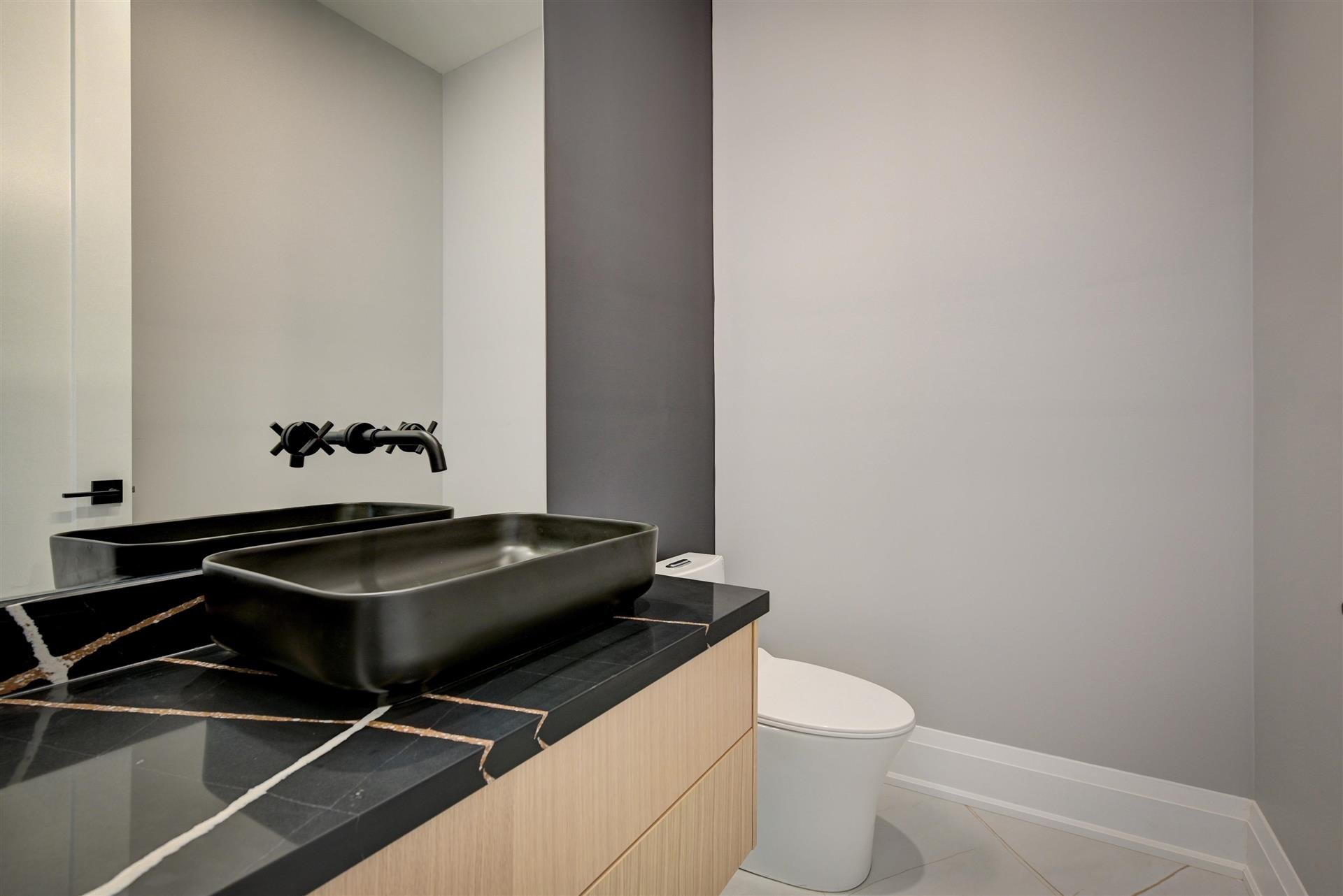 13-PowderRoom-1.jpg