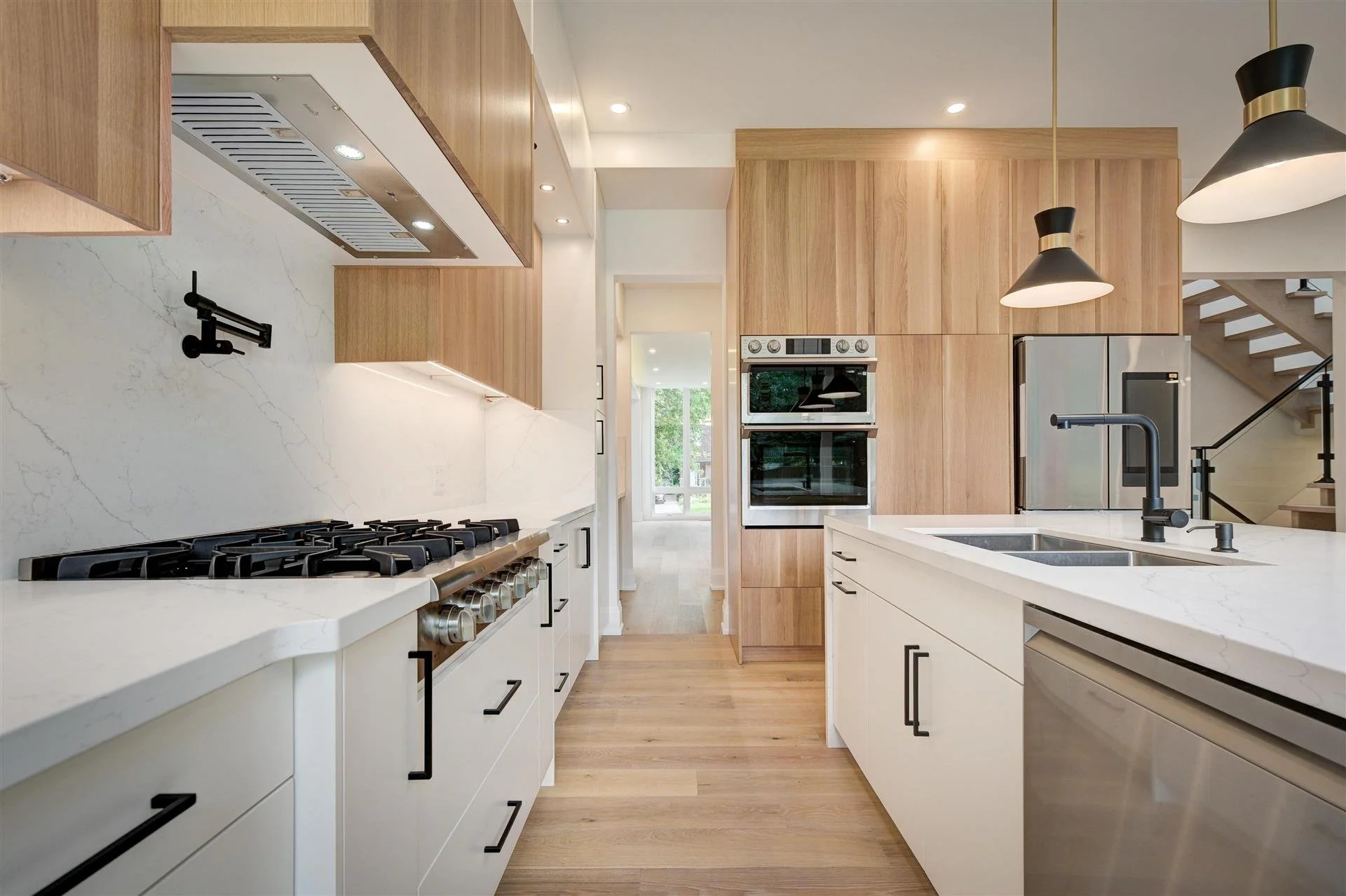 8-Kitchen-2.jpg