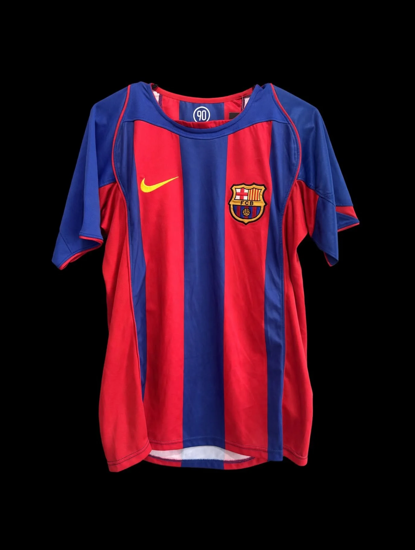 barcelona_jersey_floating_1.jpg