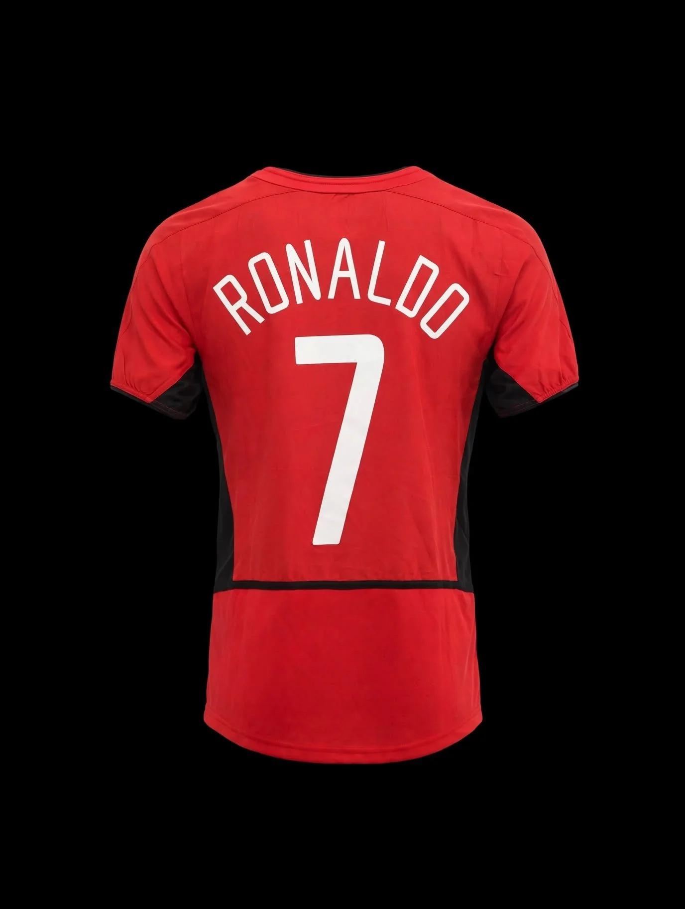 ronaldo_jersey_ghost_mannequin.jpg