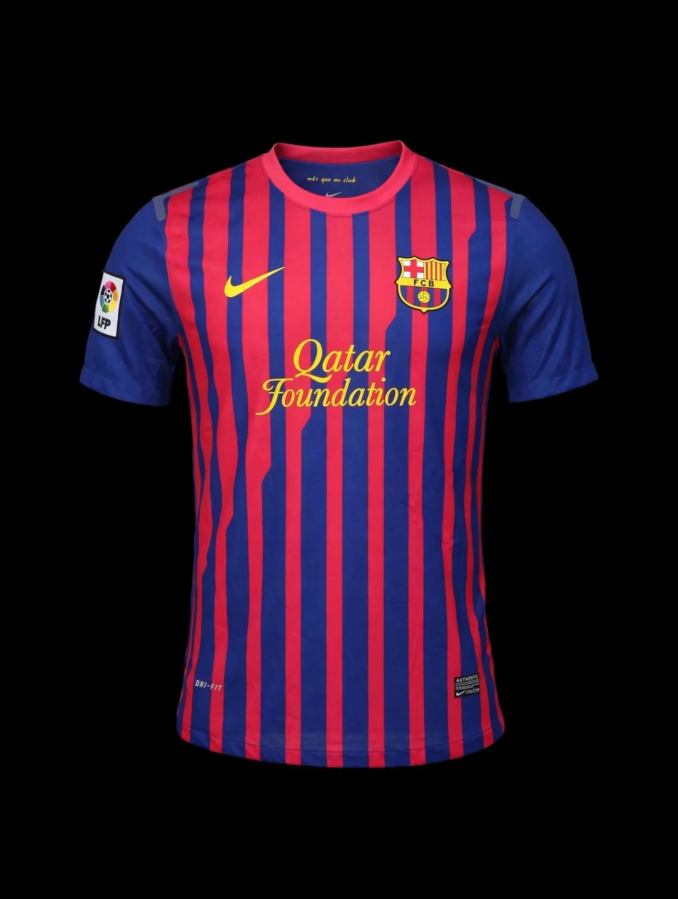 barcelona_jersey_floating_2.jpg