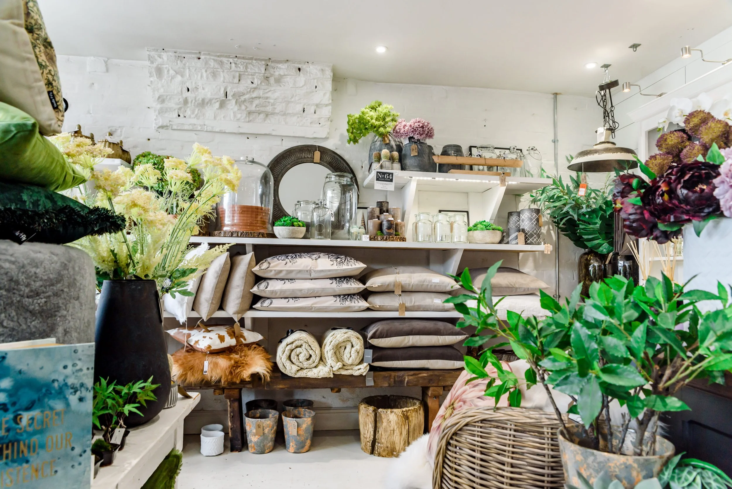 N064BiscuitHouse-Interior21 (70) (1).jpg