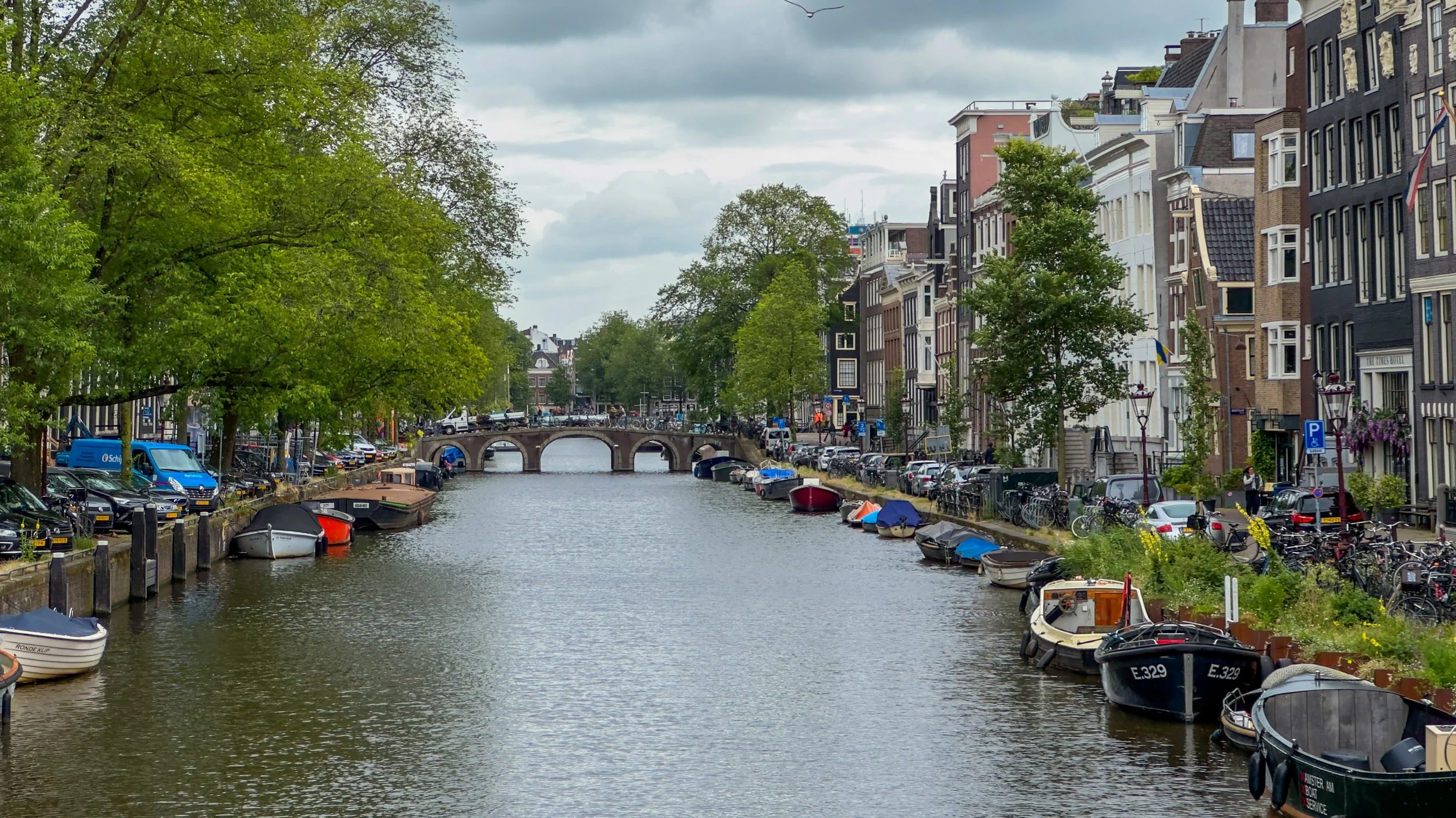 Riverboat Amsterdam.jpg