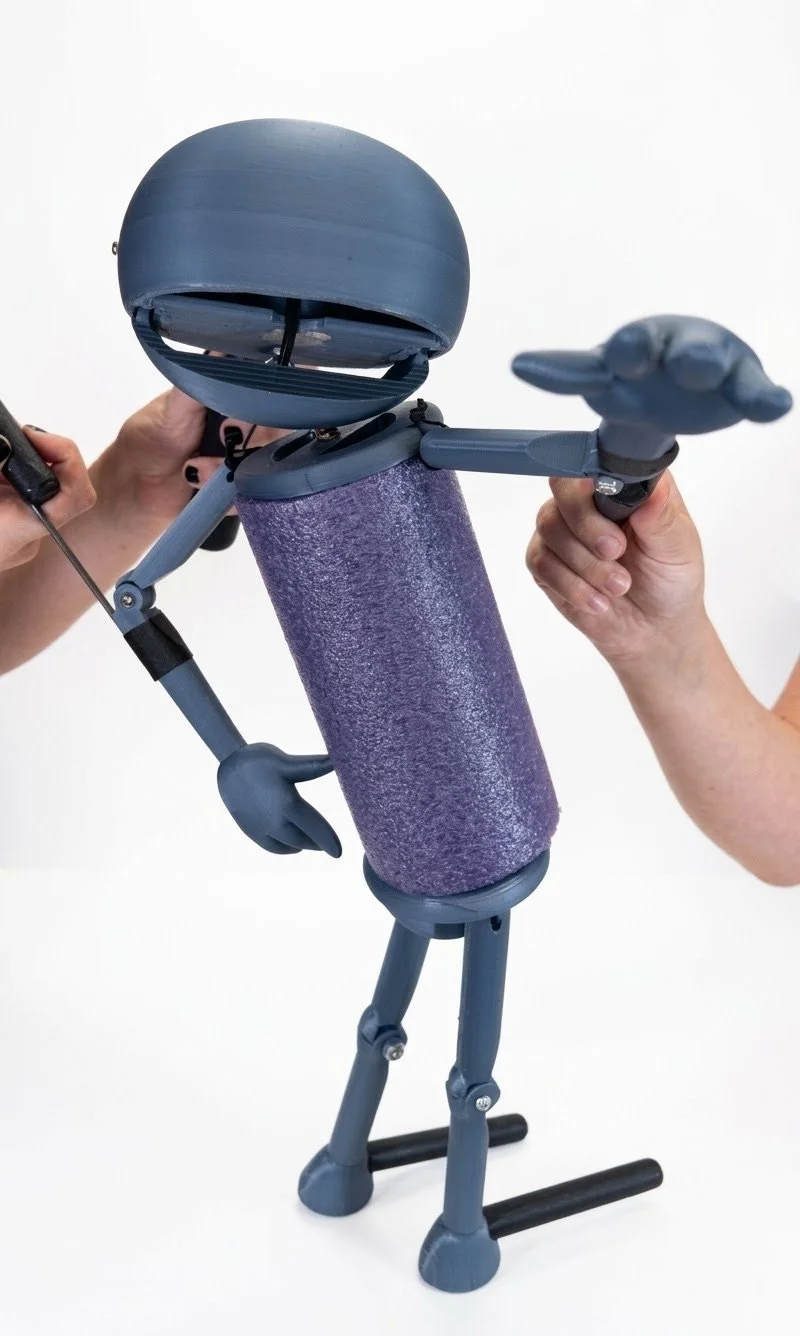 Boopos_blank_puppet_with pool noodle and hand forward