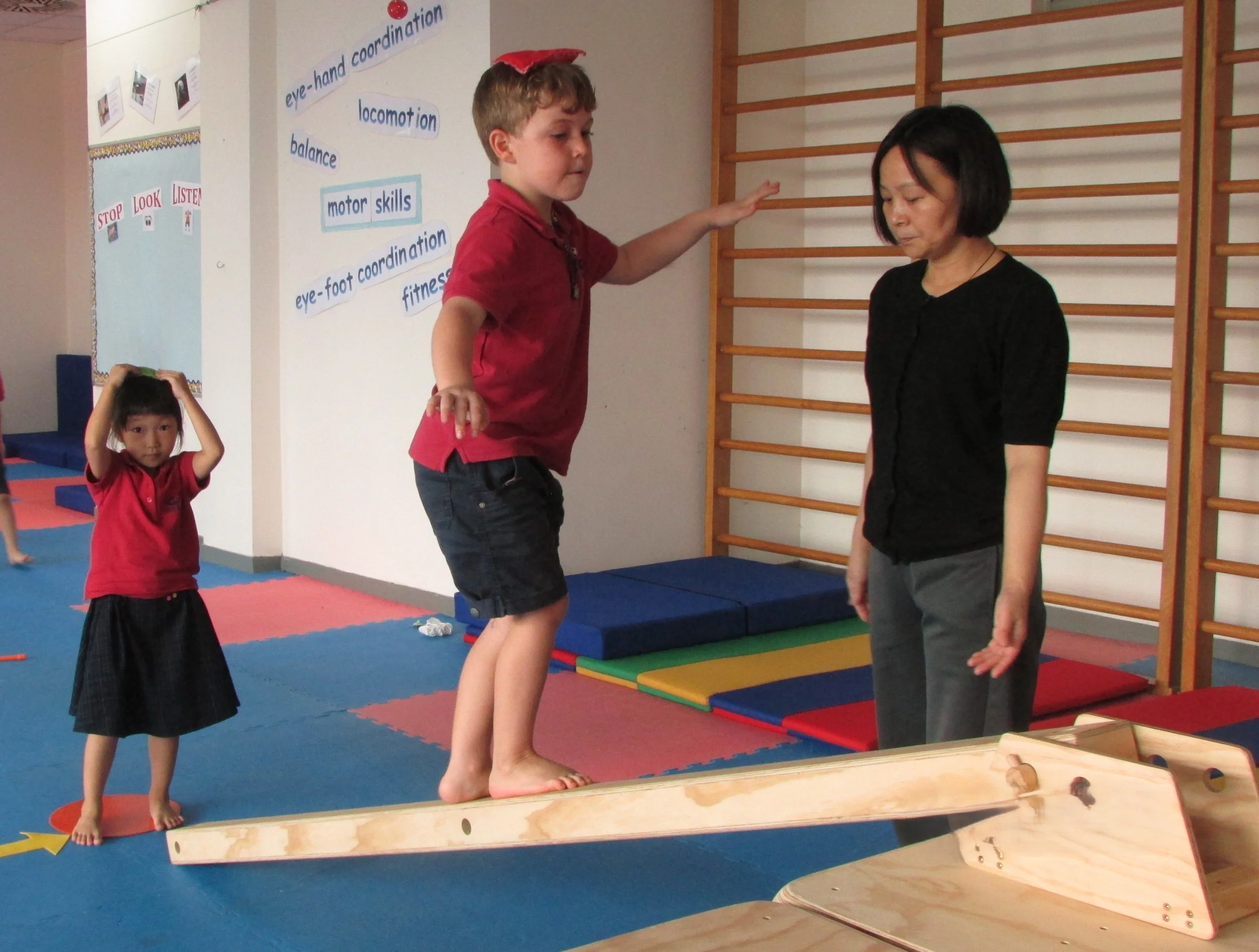 dynamic balance, body awareness, tactile feedback, core strength, bilateral coordination