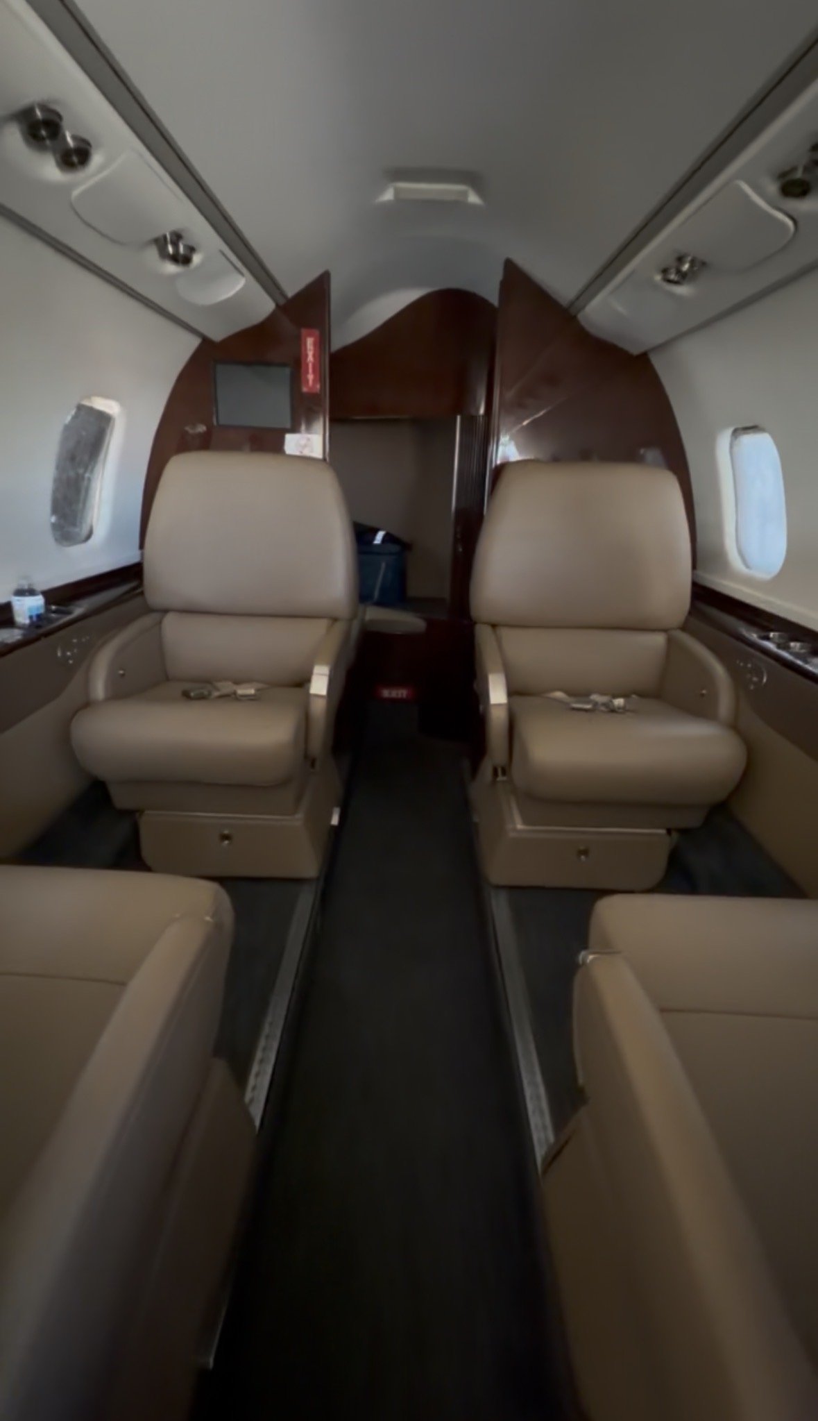 Private Jet Detailing at ELP