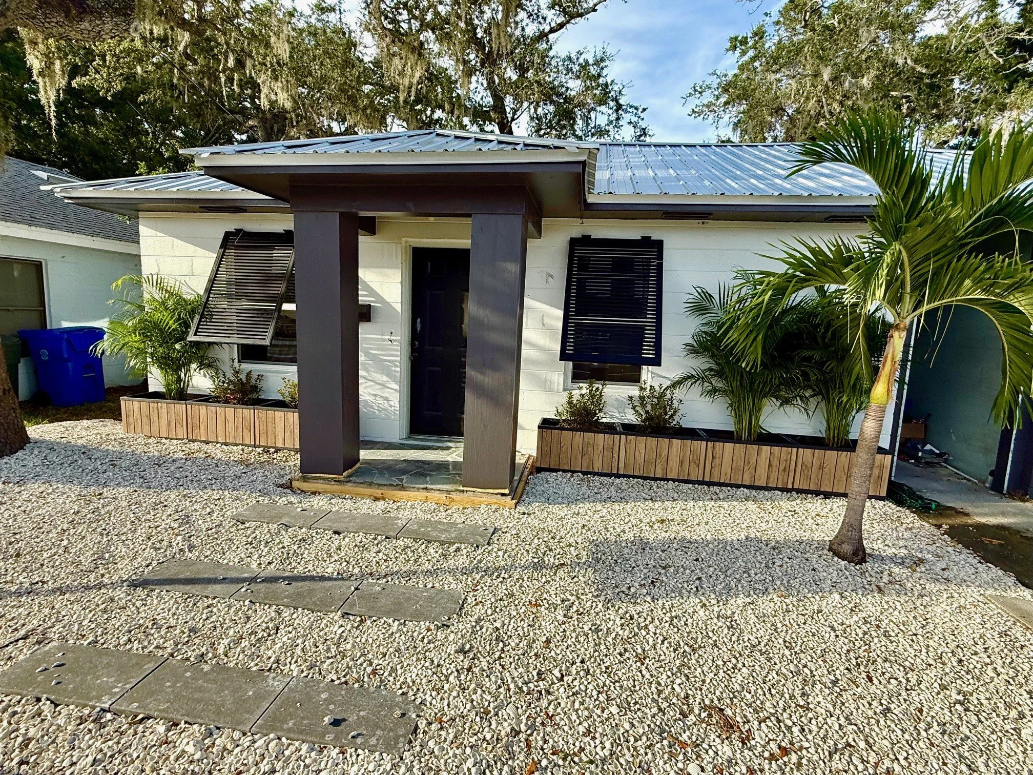 EXTERIOR5.jpg