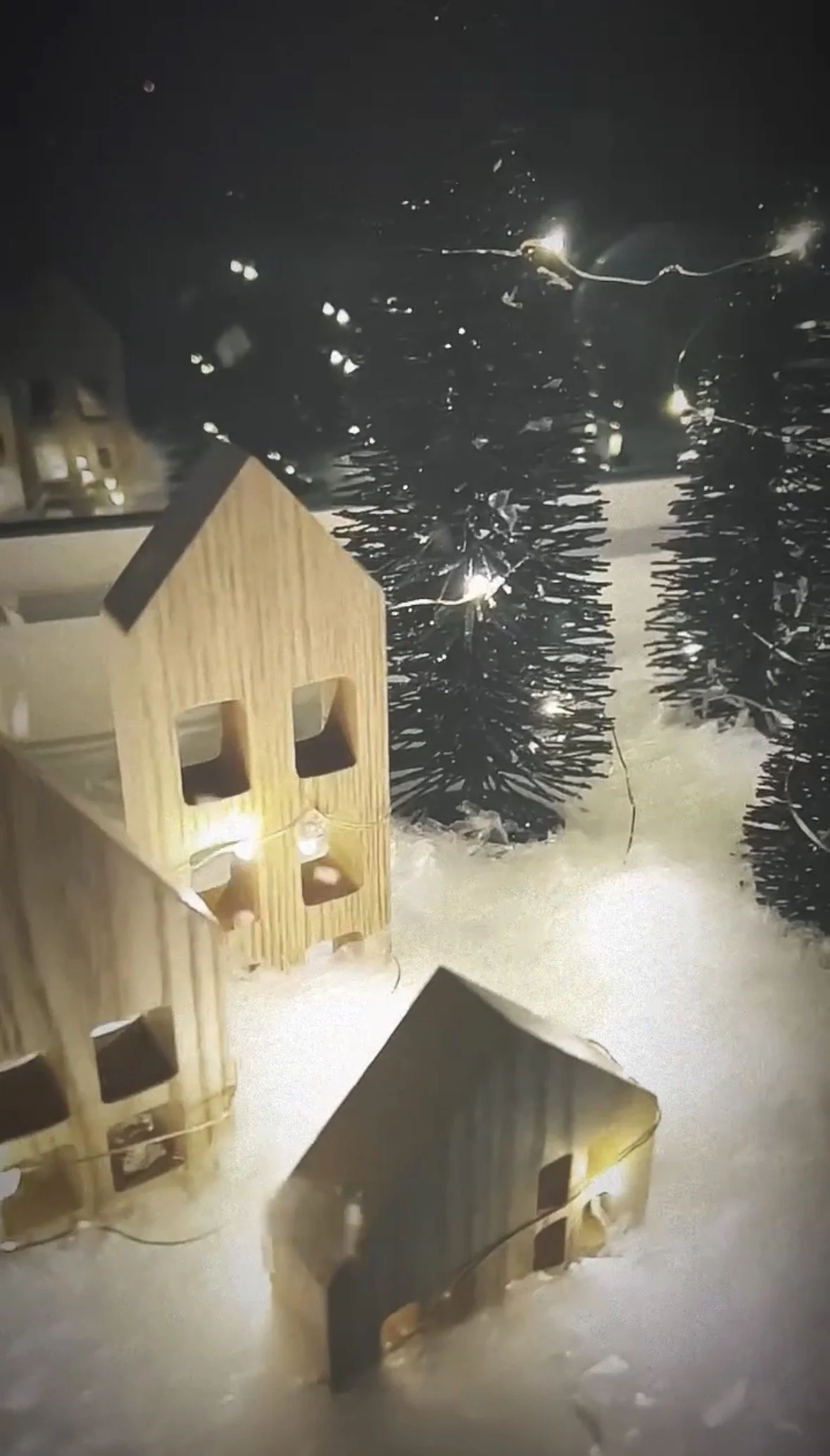 Black & White Christmas: Part I