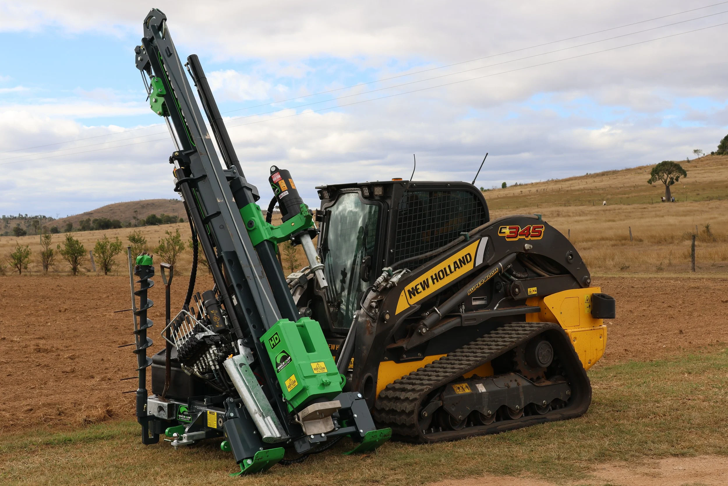 G8K Rural Co installing rural fencing in the Western Downs