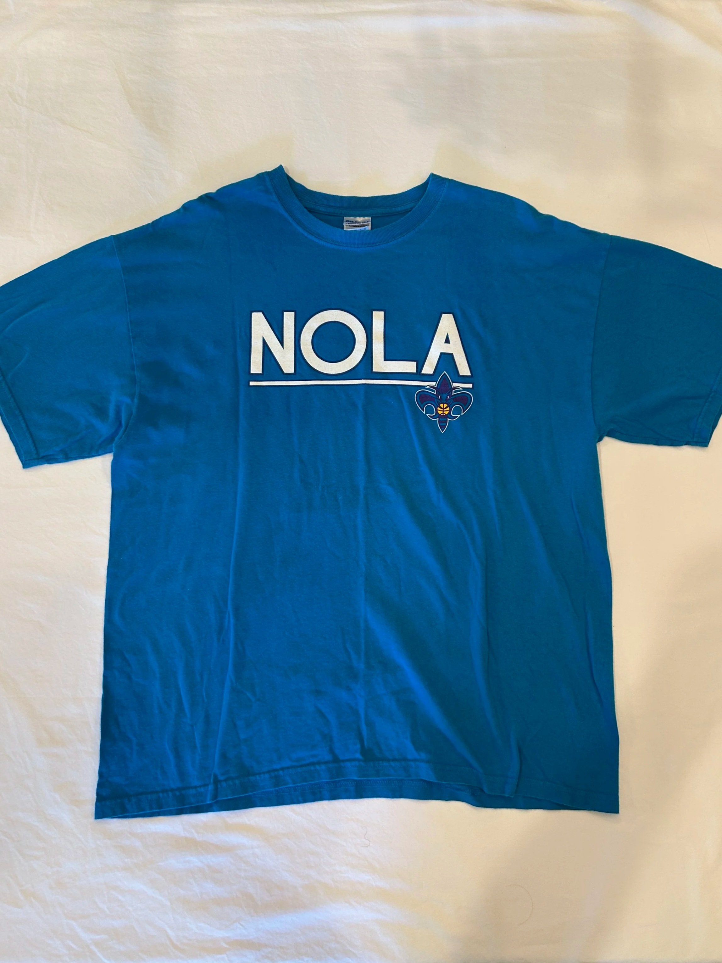 2000s New Orleans Hornets Promo T shirt (XL)