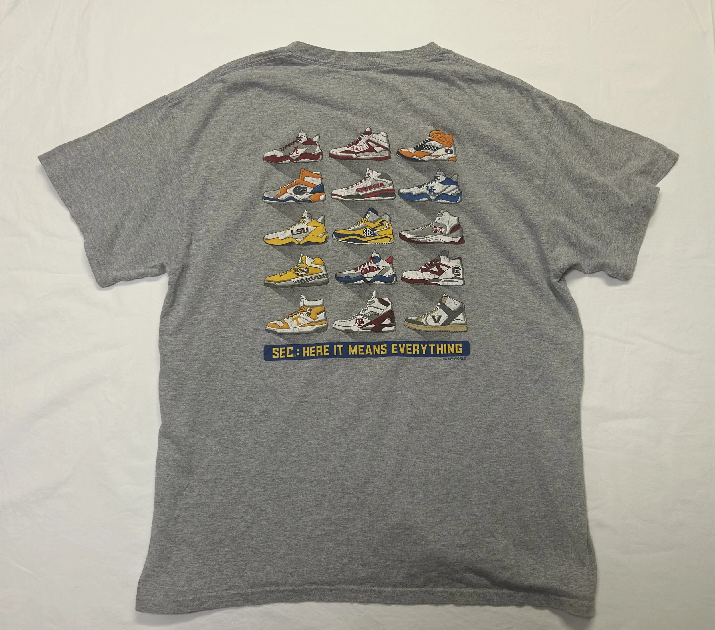 Vintage SEC Basketball T Shirt (L)