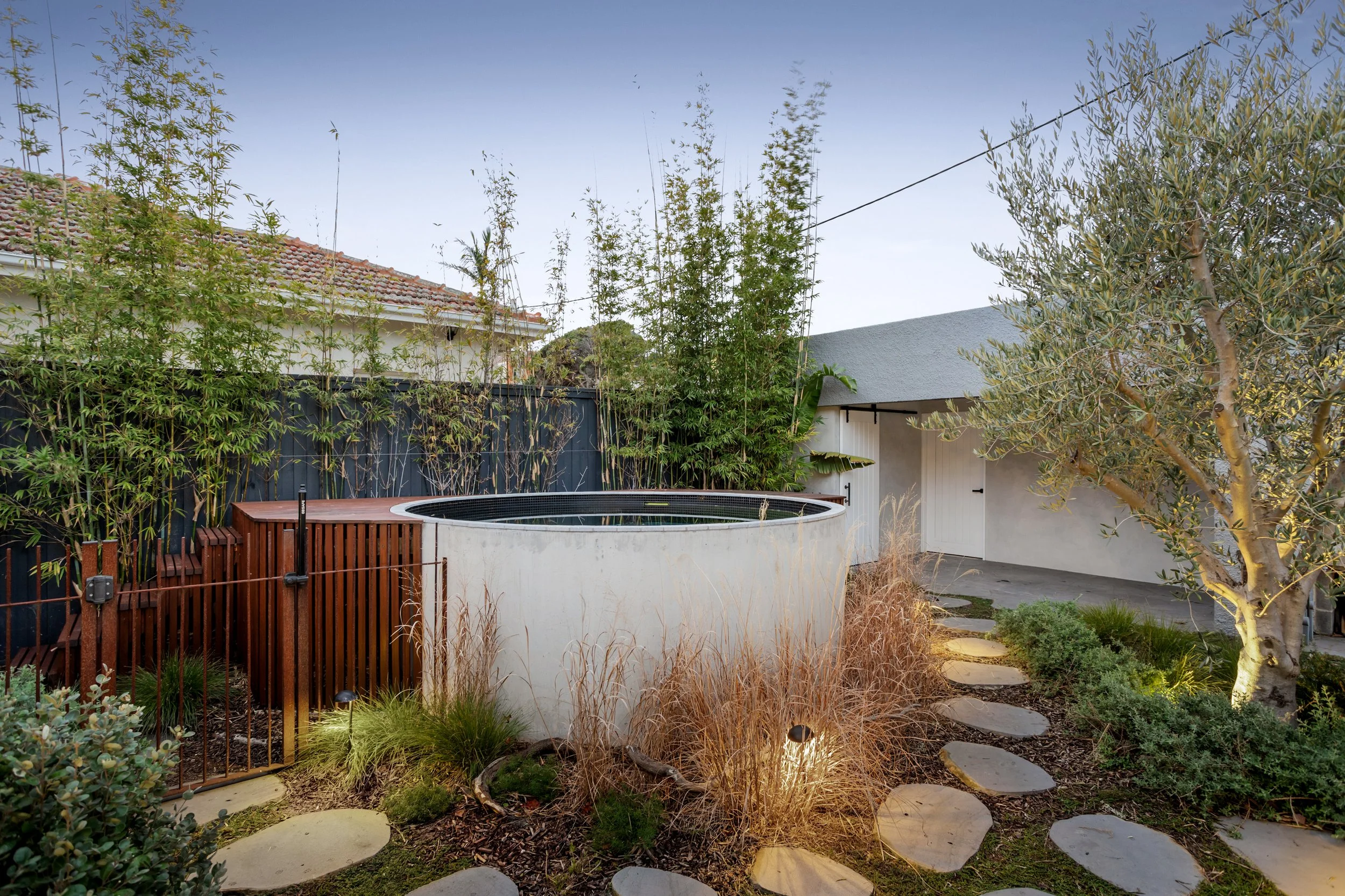 16_Lempriere_Ave_241.jpg