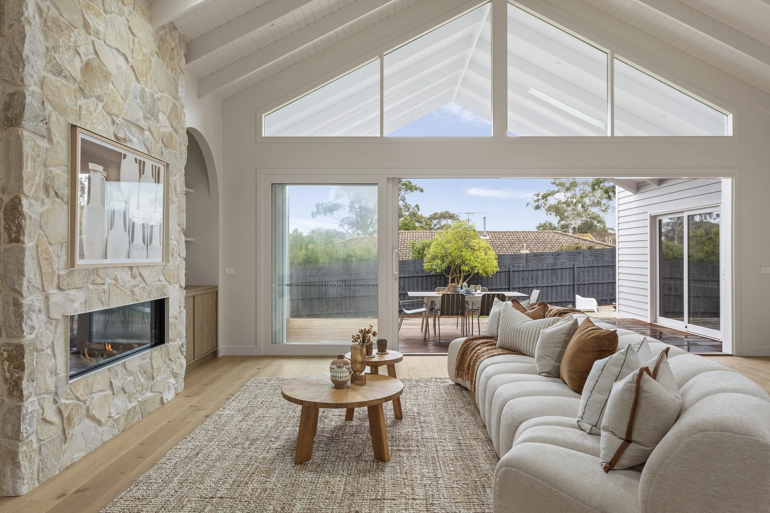 208_Mount_Eliza_Way_049.jpg