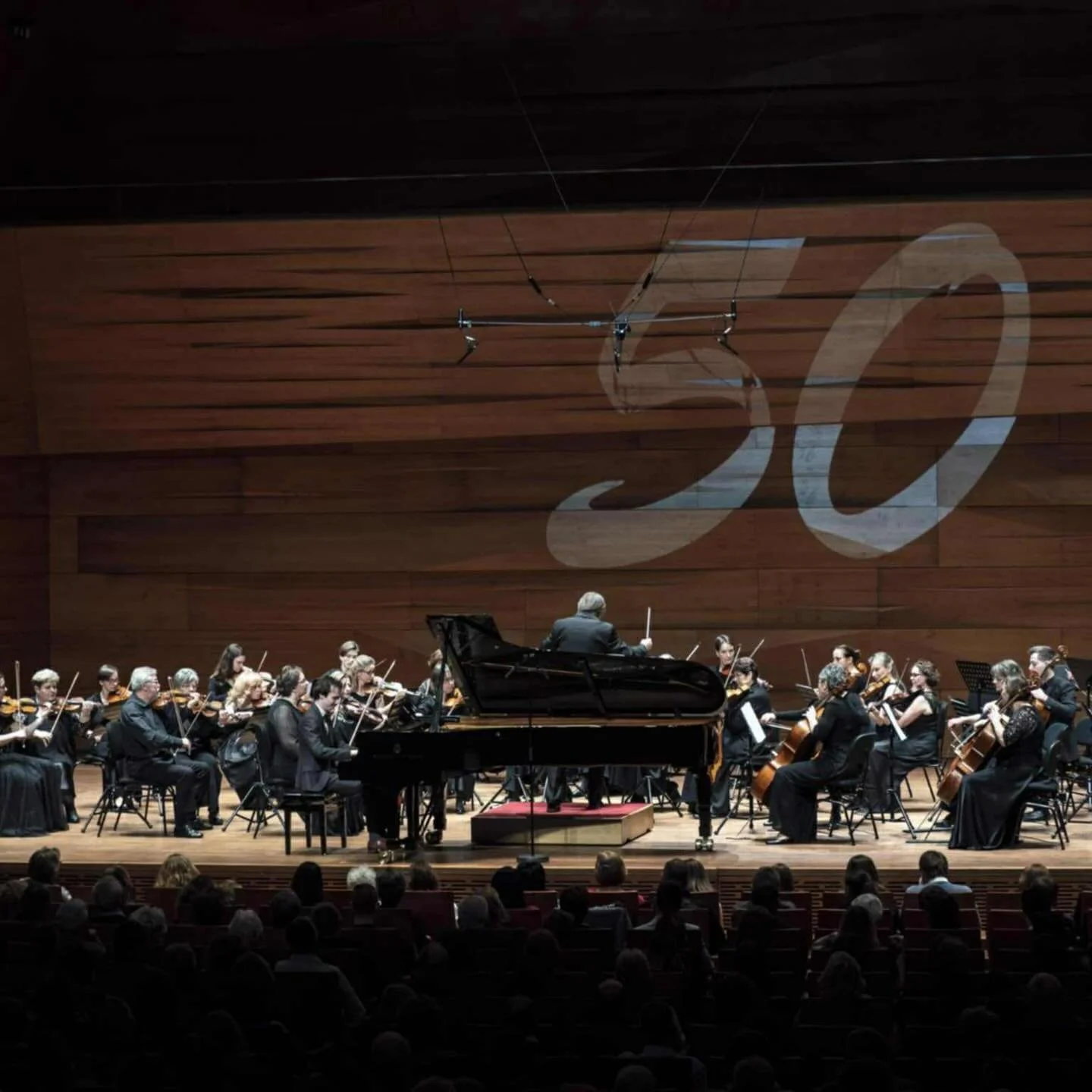 It was a real pleasure to take part in the 50 year celebration of P&eacute;csi Von&oacute;sok and perform Mendelssohn&rsquo;s A minor concerto for the first time. Such a fun piece! 🙃 Thank you for the opportunity!