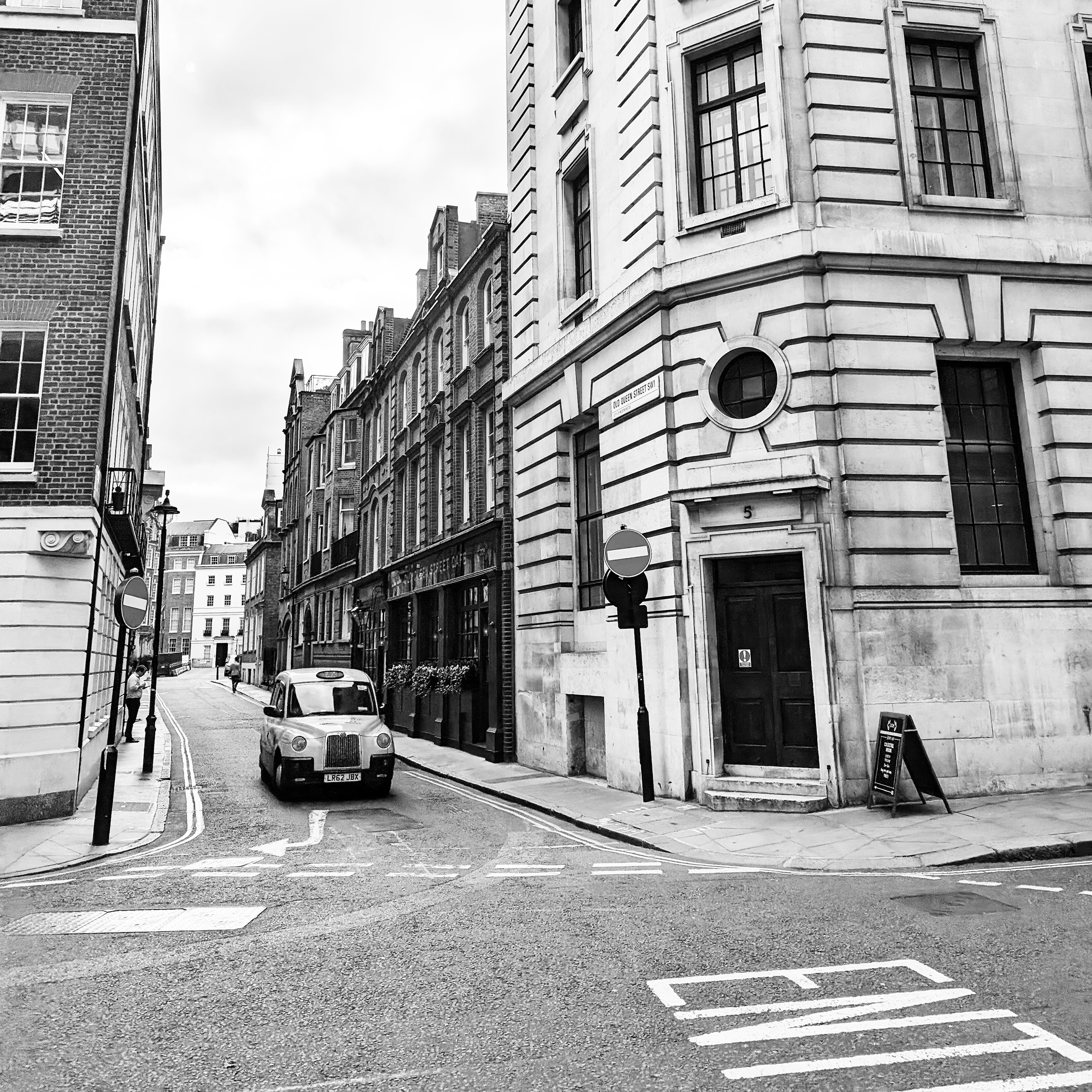 londonstreet.png