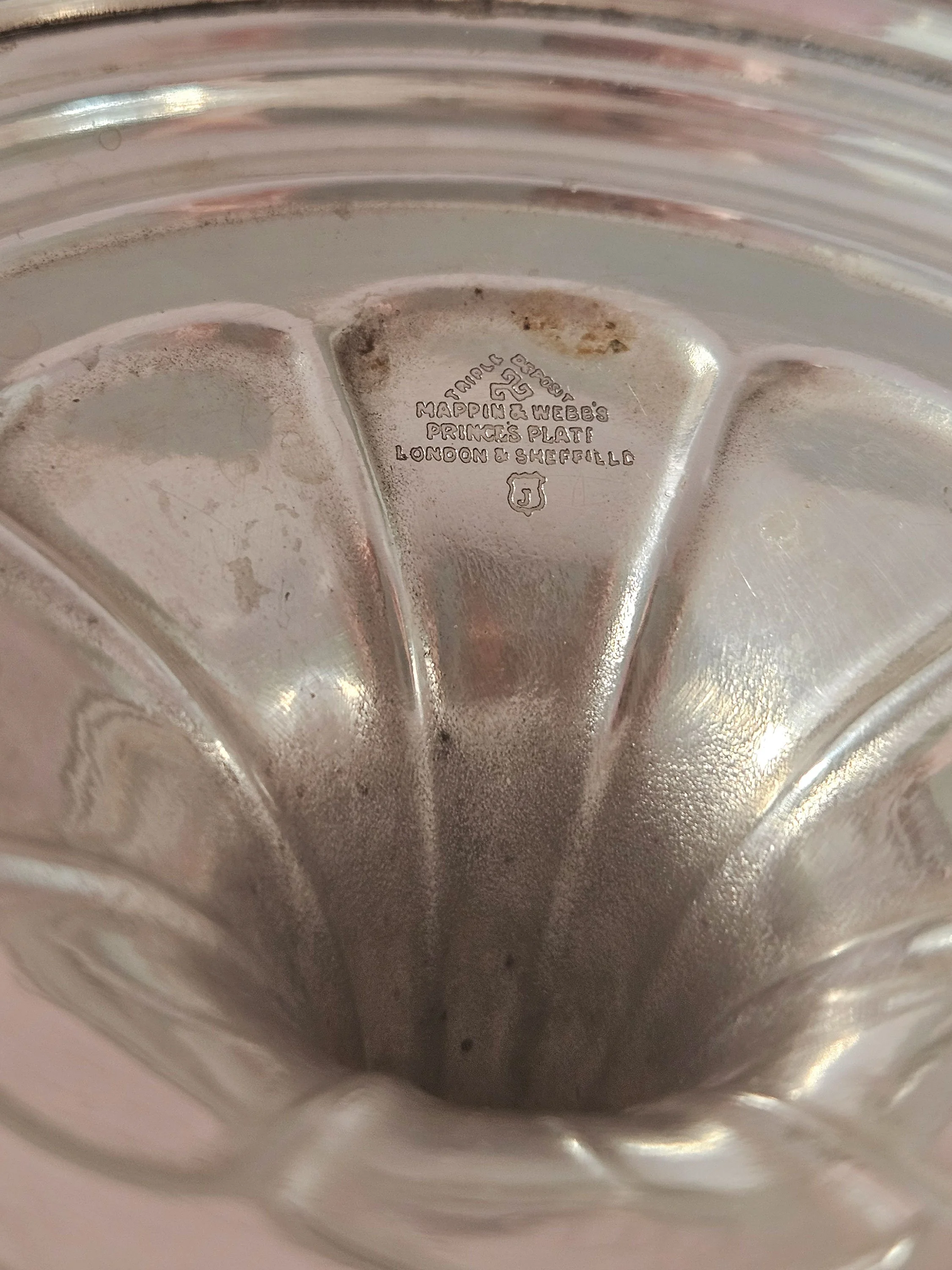 Apartment_No_10_Silver_Plated_Pedestral_03.jpg