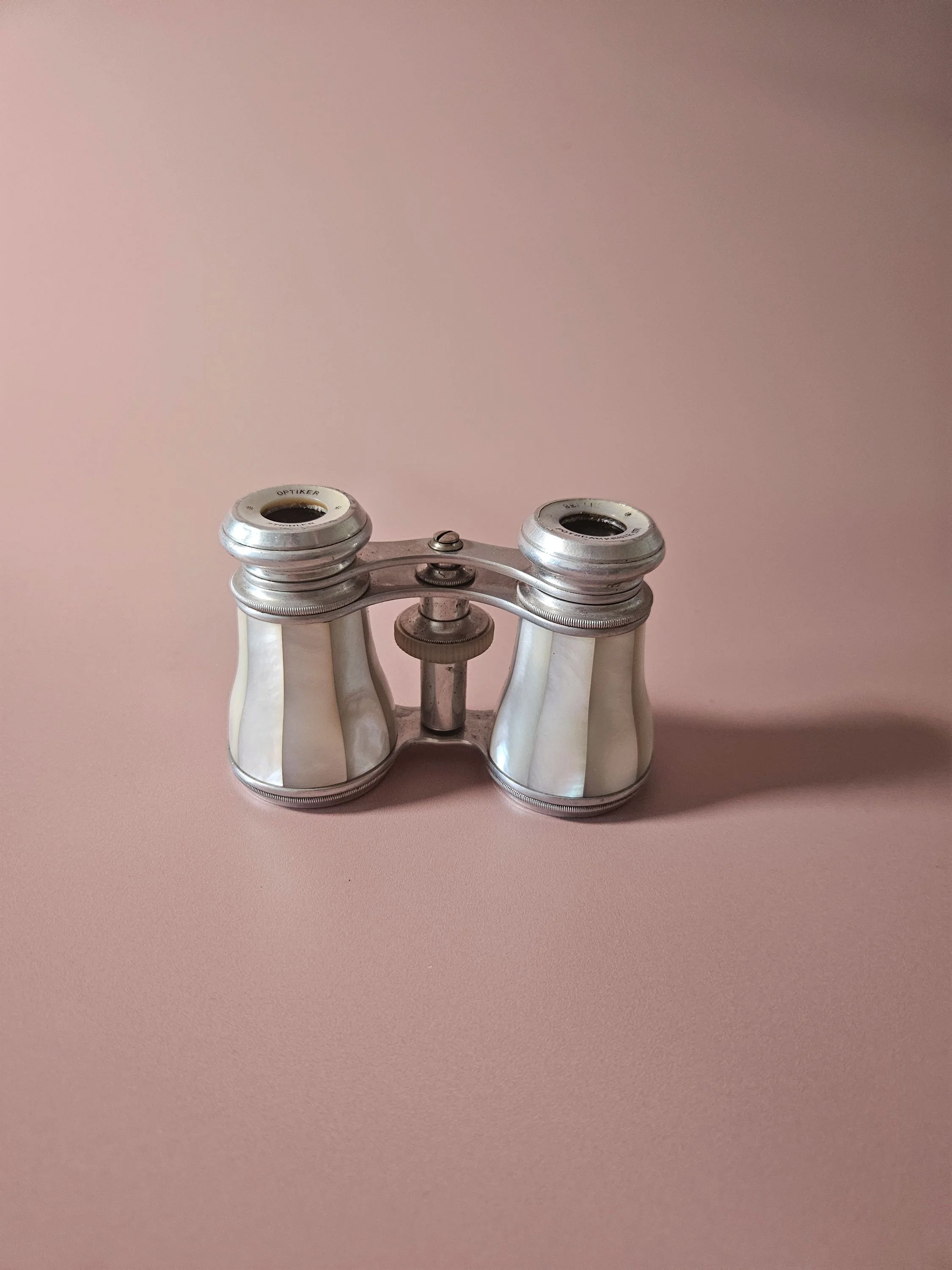 Apartment_No_10_Opera_Glasses_04.jpg