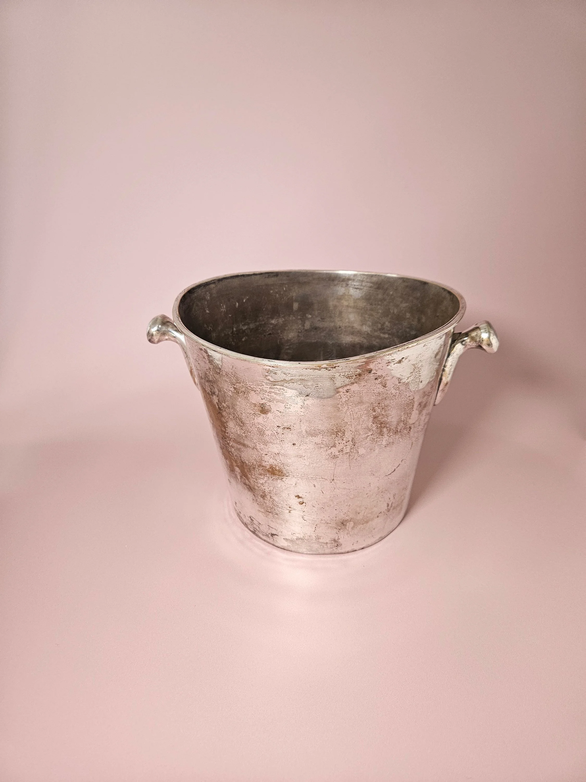 Apartment_No_10_Champagne_Cooler_06.jpg