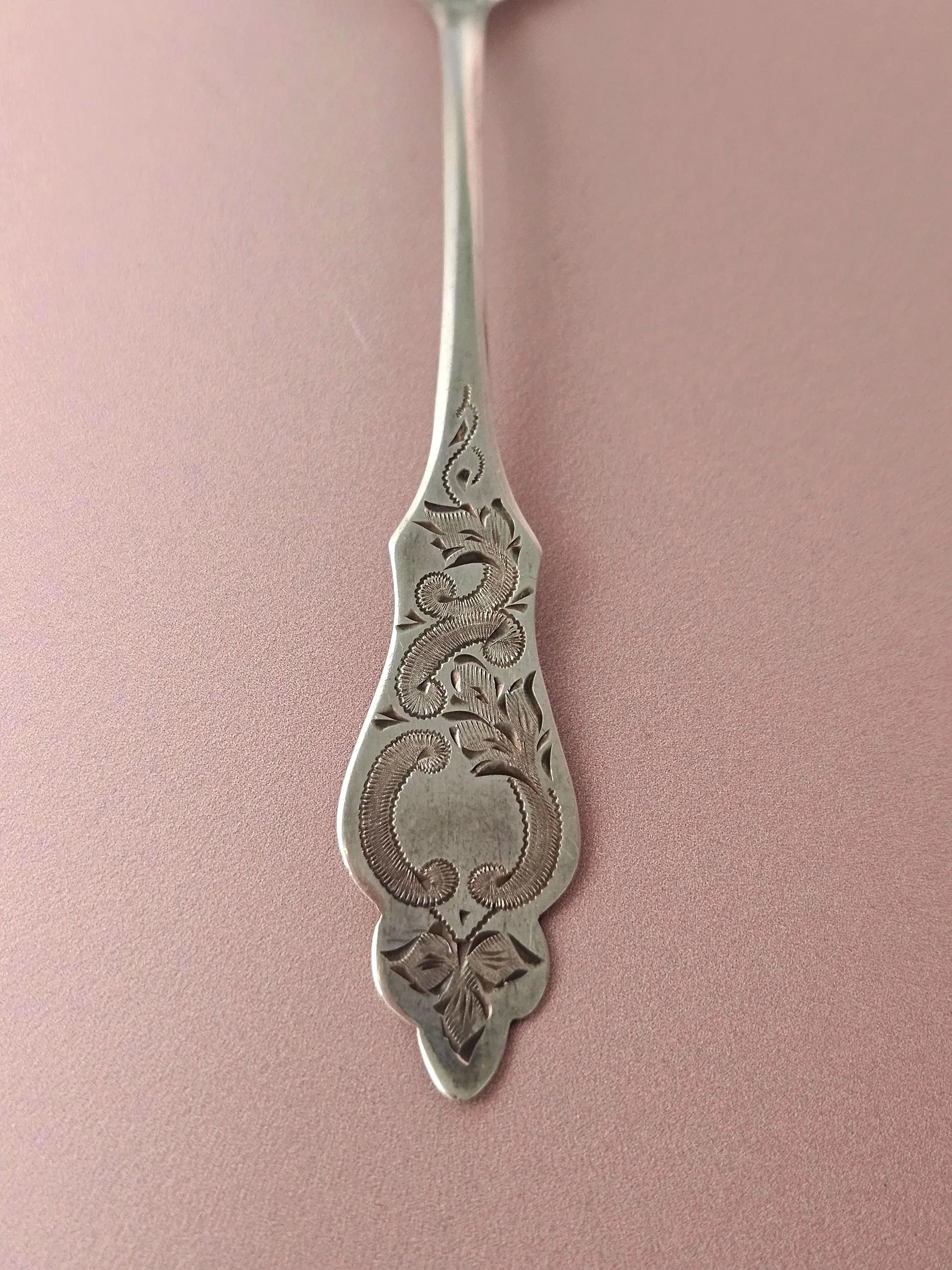 Apartment_No_10_Silver_Spoons_04.jpg