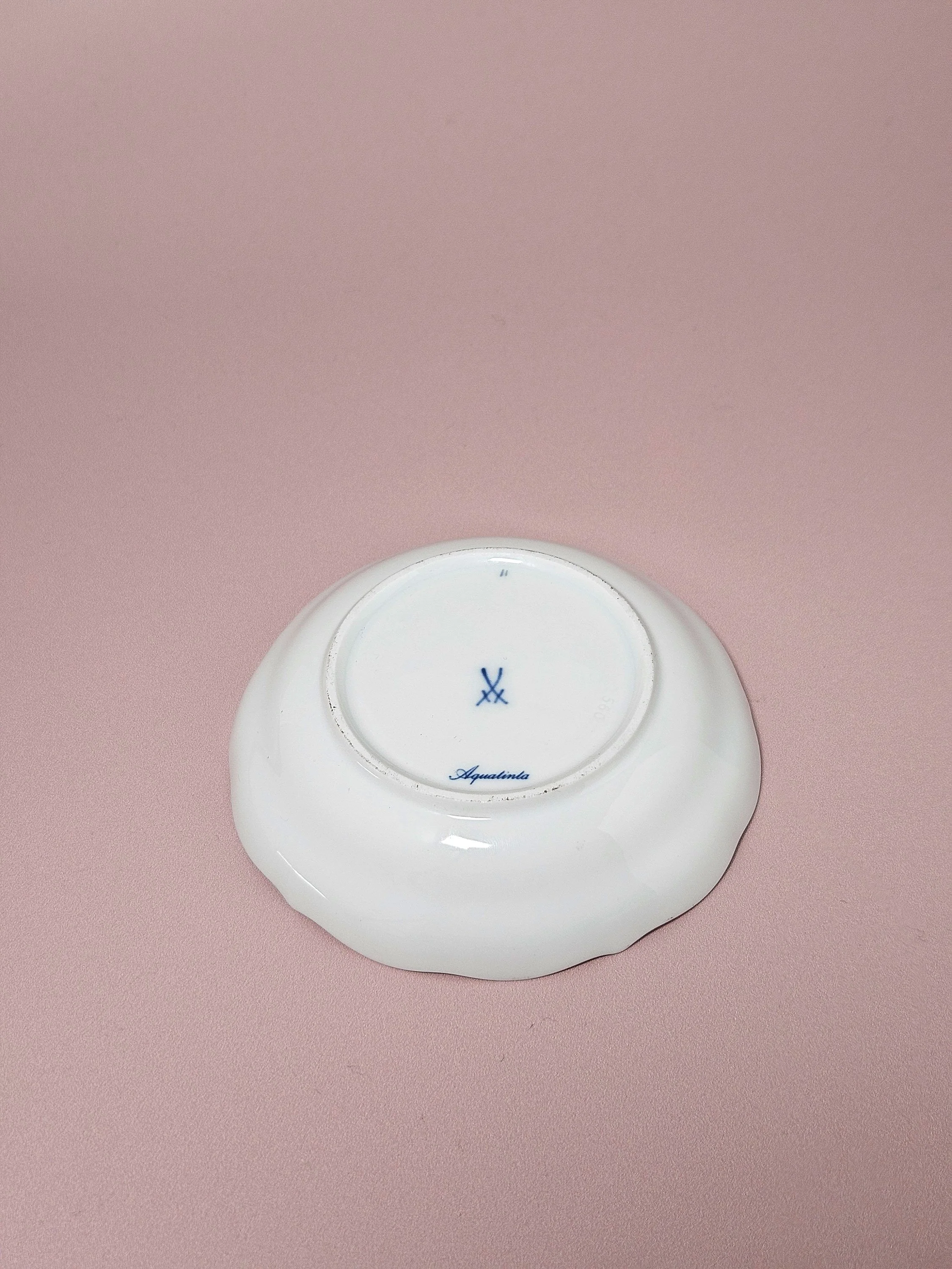 Apartment_No_10_Meisen_Trinket_Dish_01.jpg