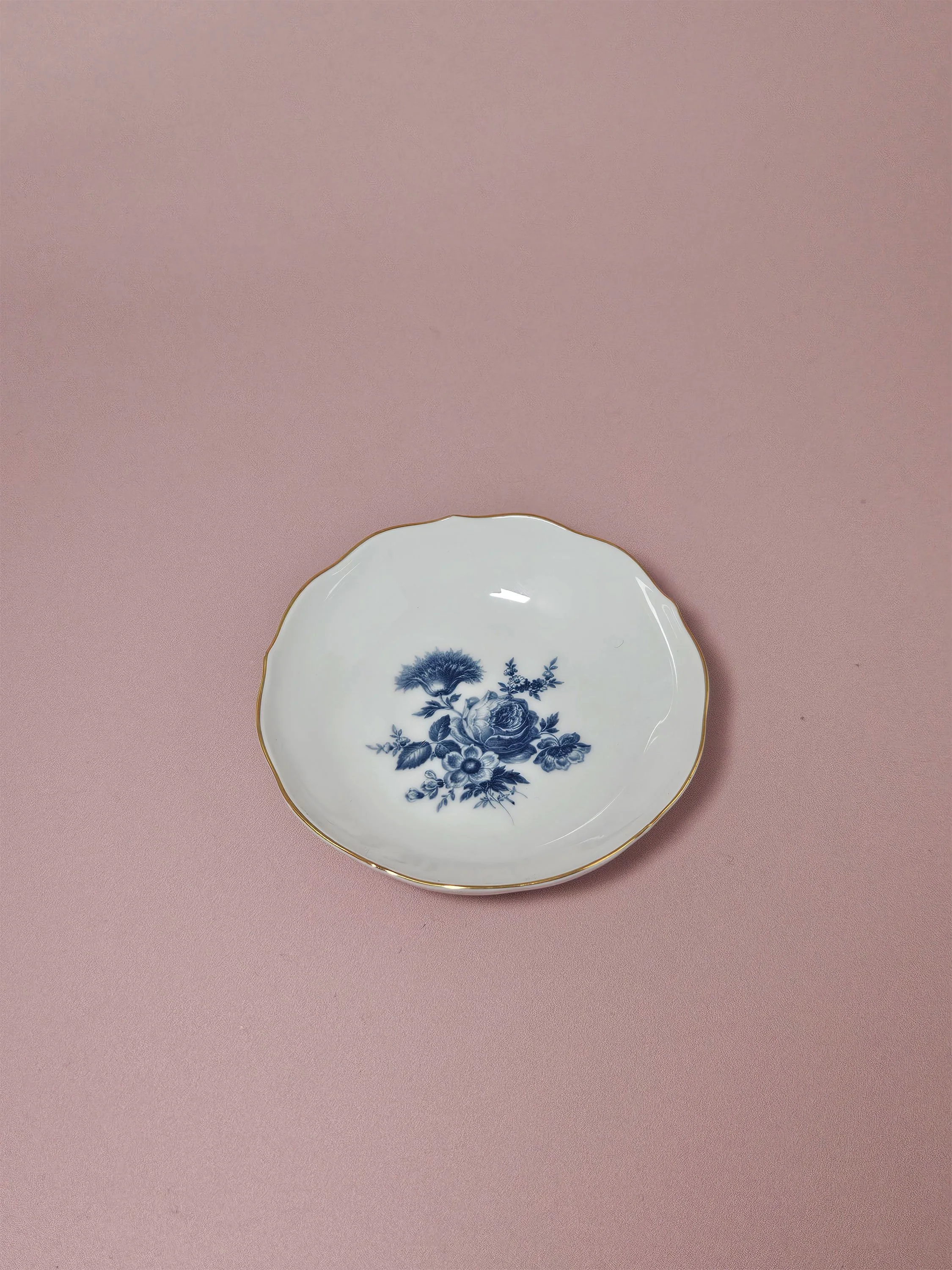 Apartment_No_10_Meisen_Trinket_Dish_04.jpg