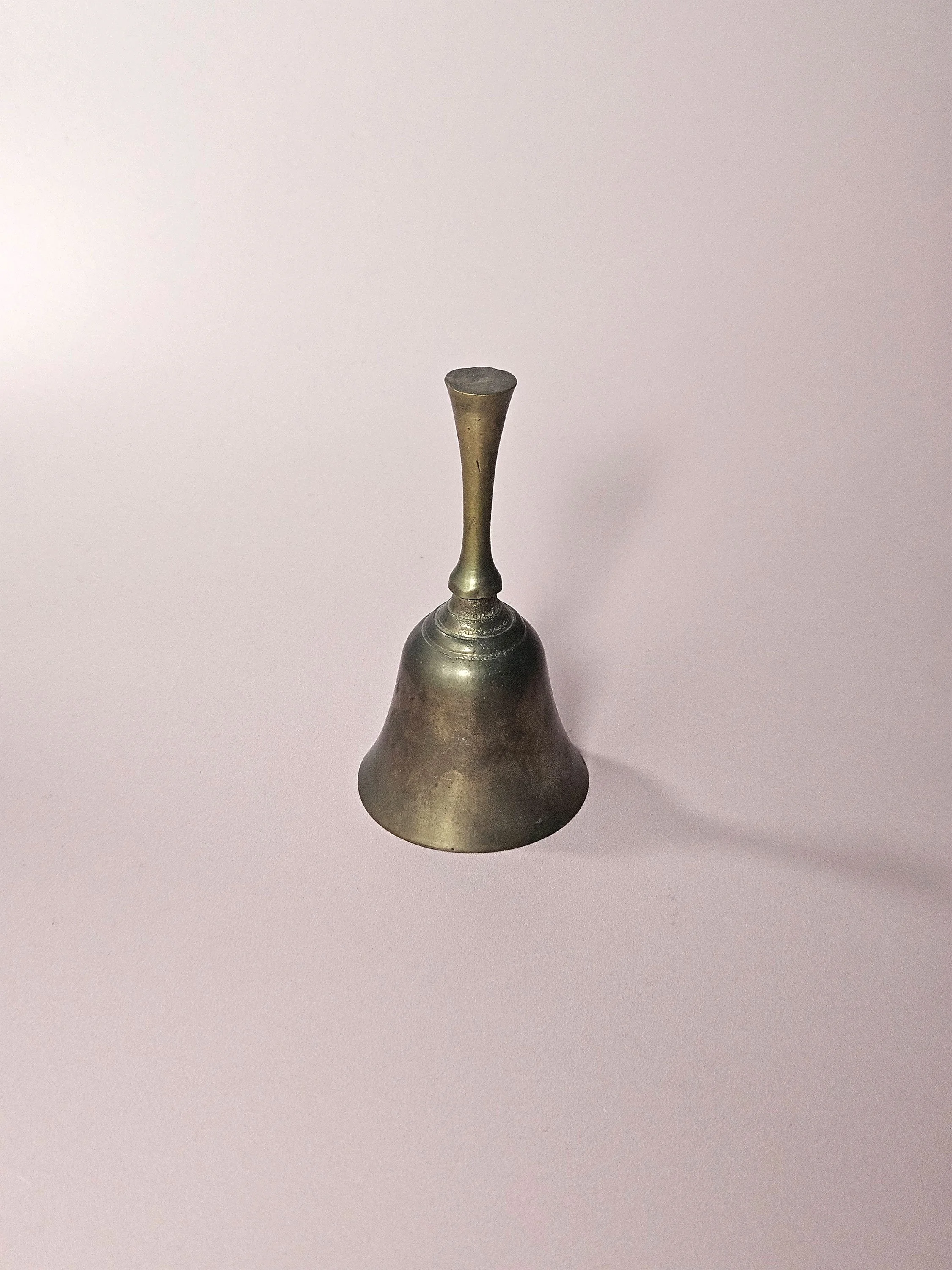 Apartment_No_10_Brass_Bell_01.jpg