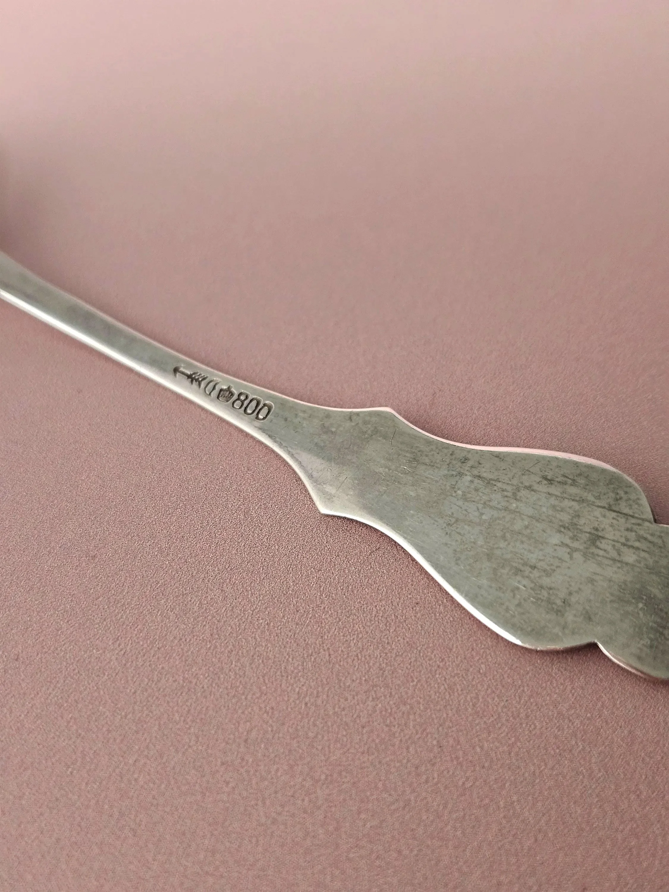 Apartment_No_10_Silver_Spoons_02.jpg