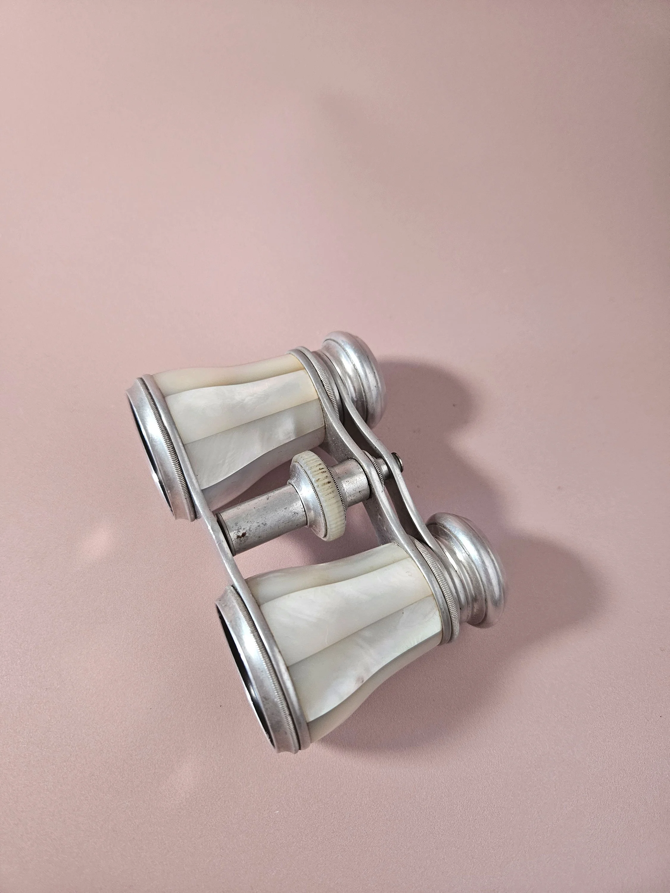 Apartment_No_10_Opera_Glasses_12.jpg