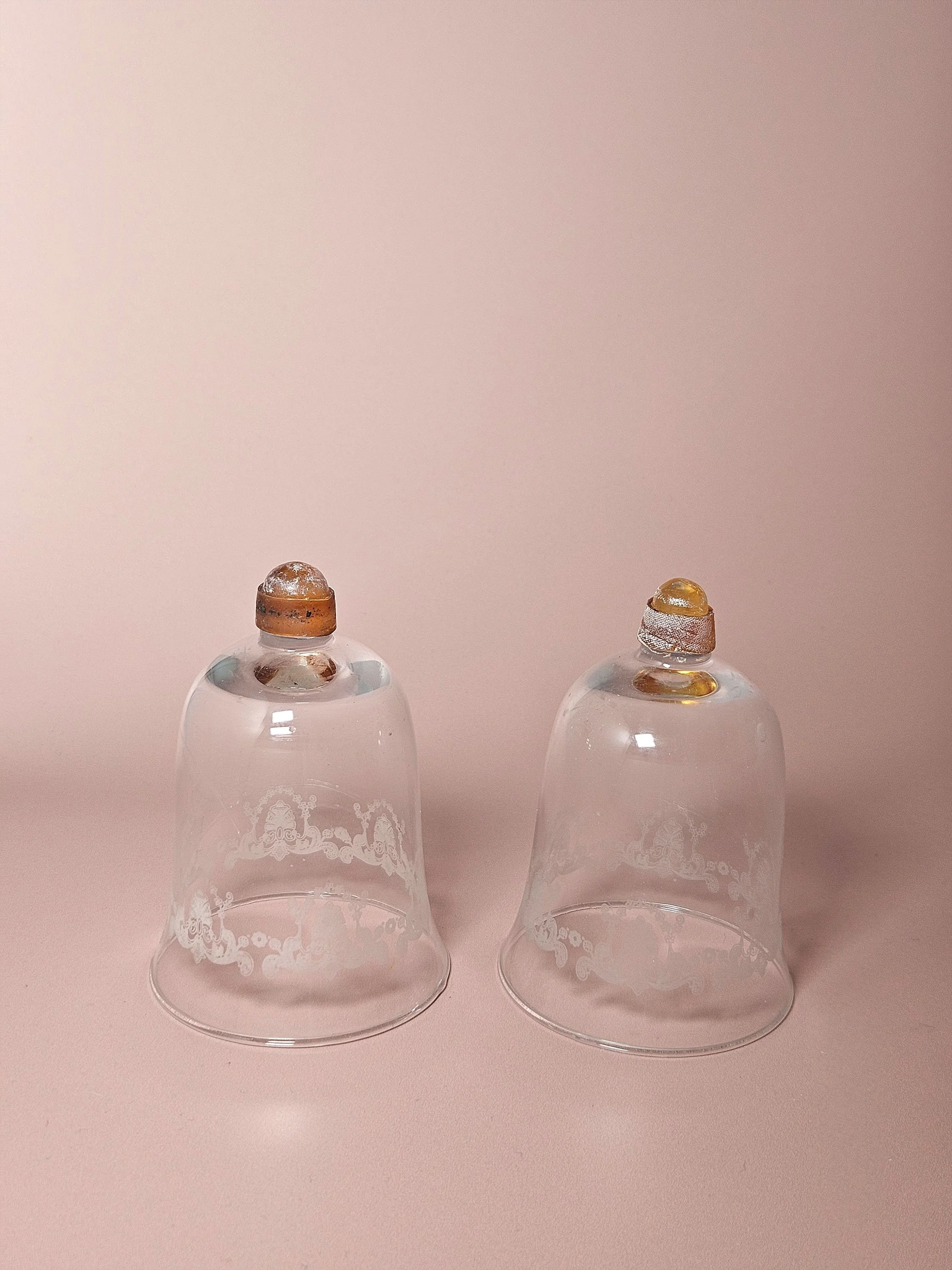 Apartment_No_10_Glass_Dome_Candleholder_02.jpg