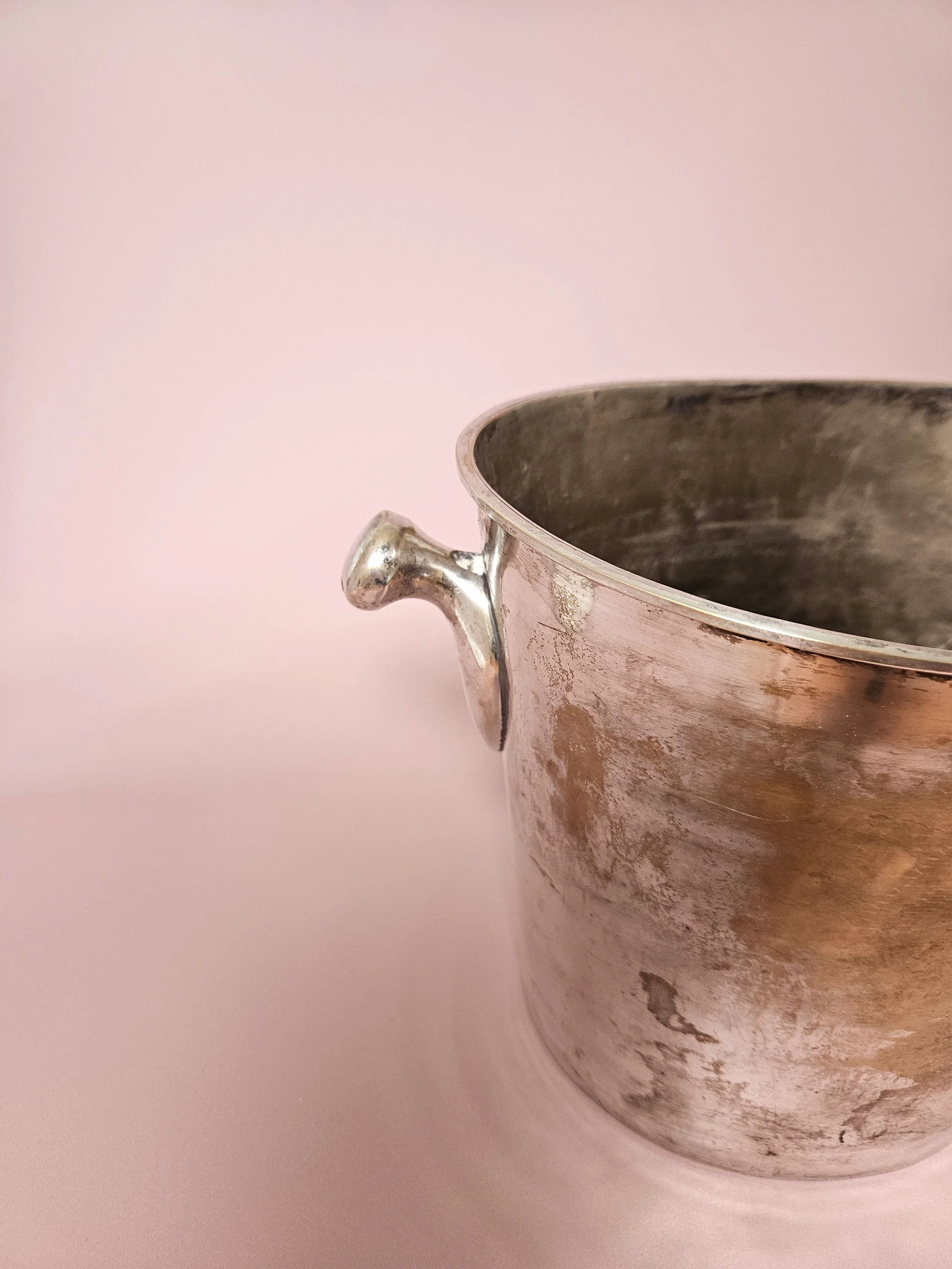 Apartment_No_10_Champagne_Cooler_07.jpg