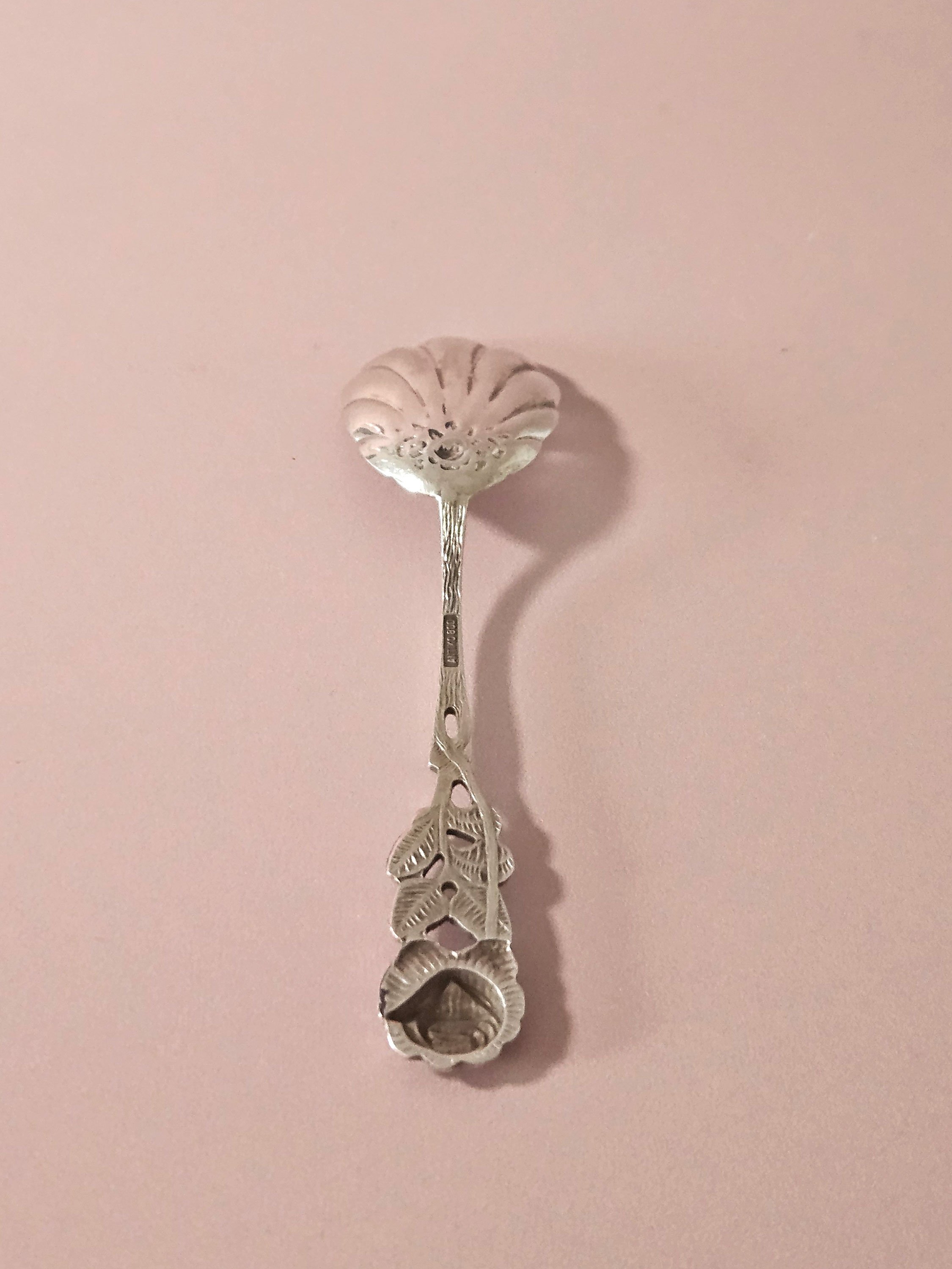 Apartment_No_10_Rose_Cutlery_02.jpg