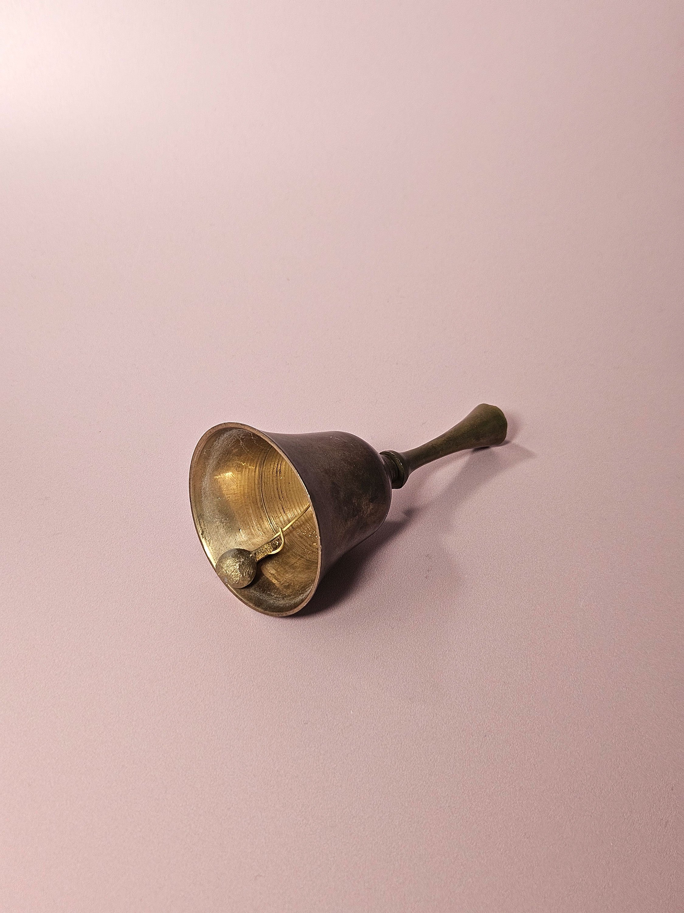 Apartment_No_10_Brass_Bell_02.jpg