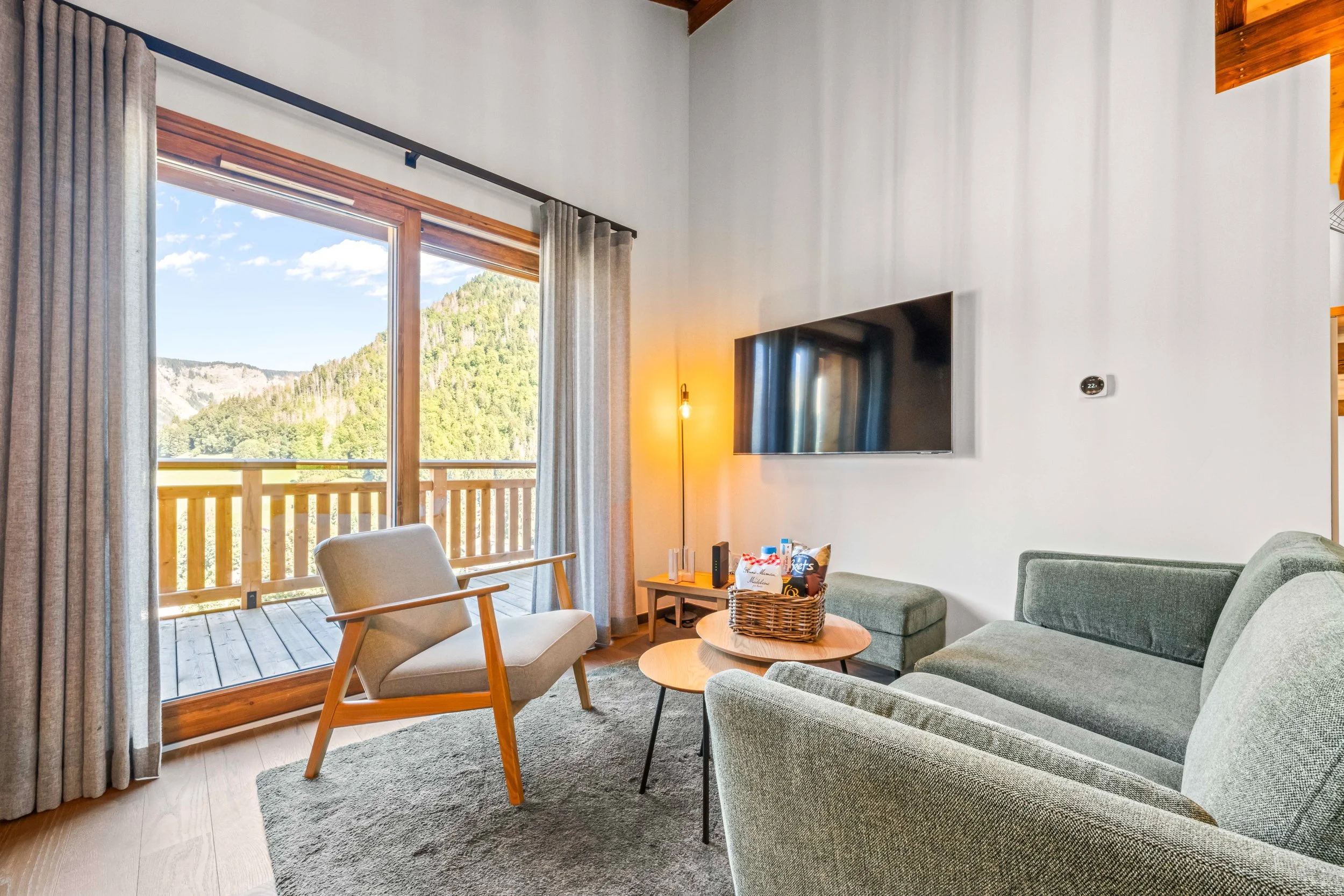 Chalet Belle Vue_Summer26-27.jpg