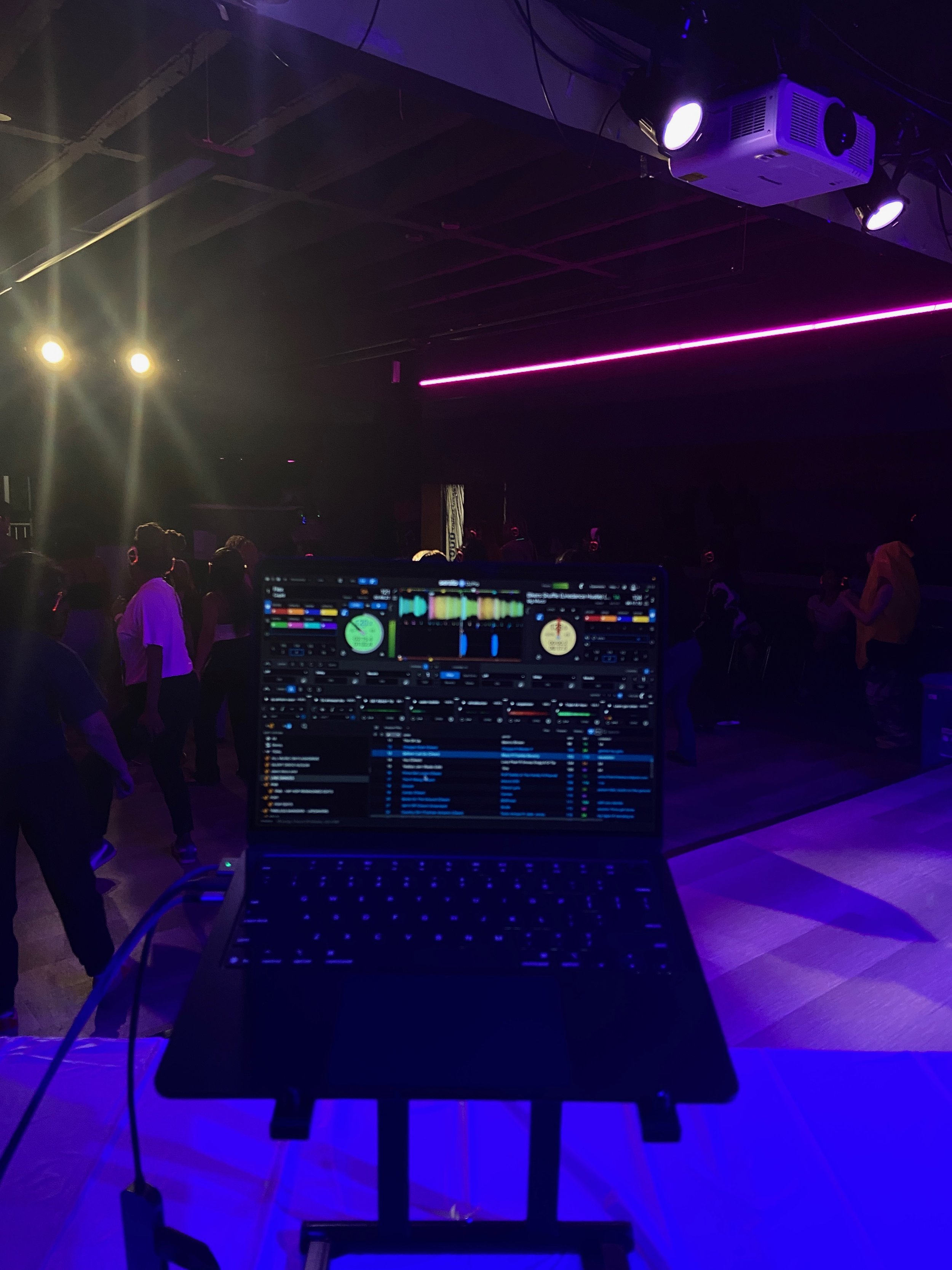 silent disco.jpeg