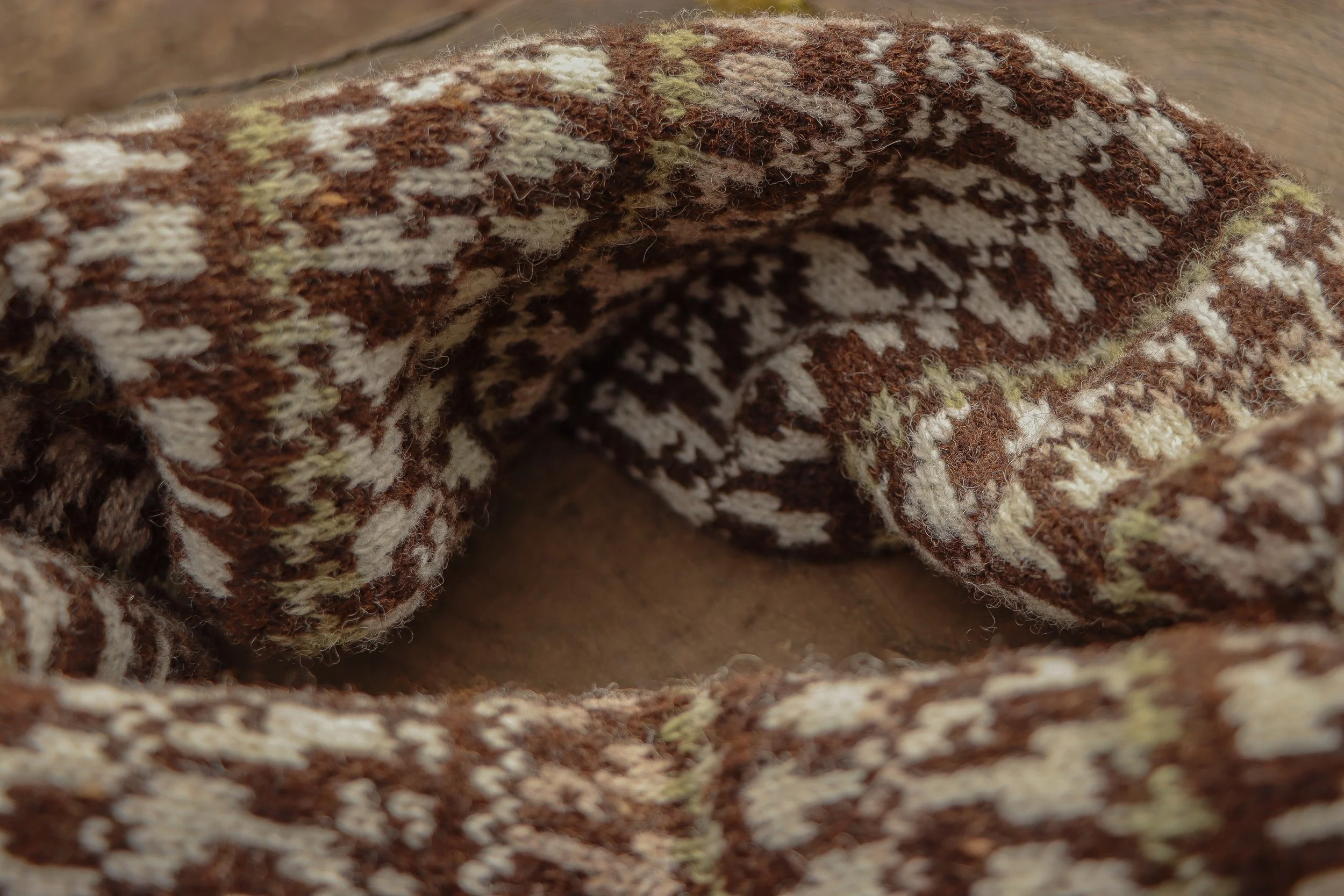 Close-up of heather inspired snood by Lizzie Forbes.