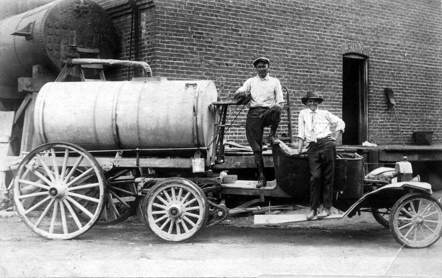 circa 1913 Franklin Ice Co. antique water truck - now site of The Ice House Hotel