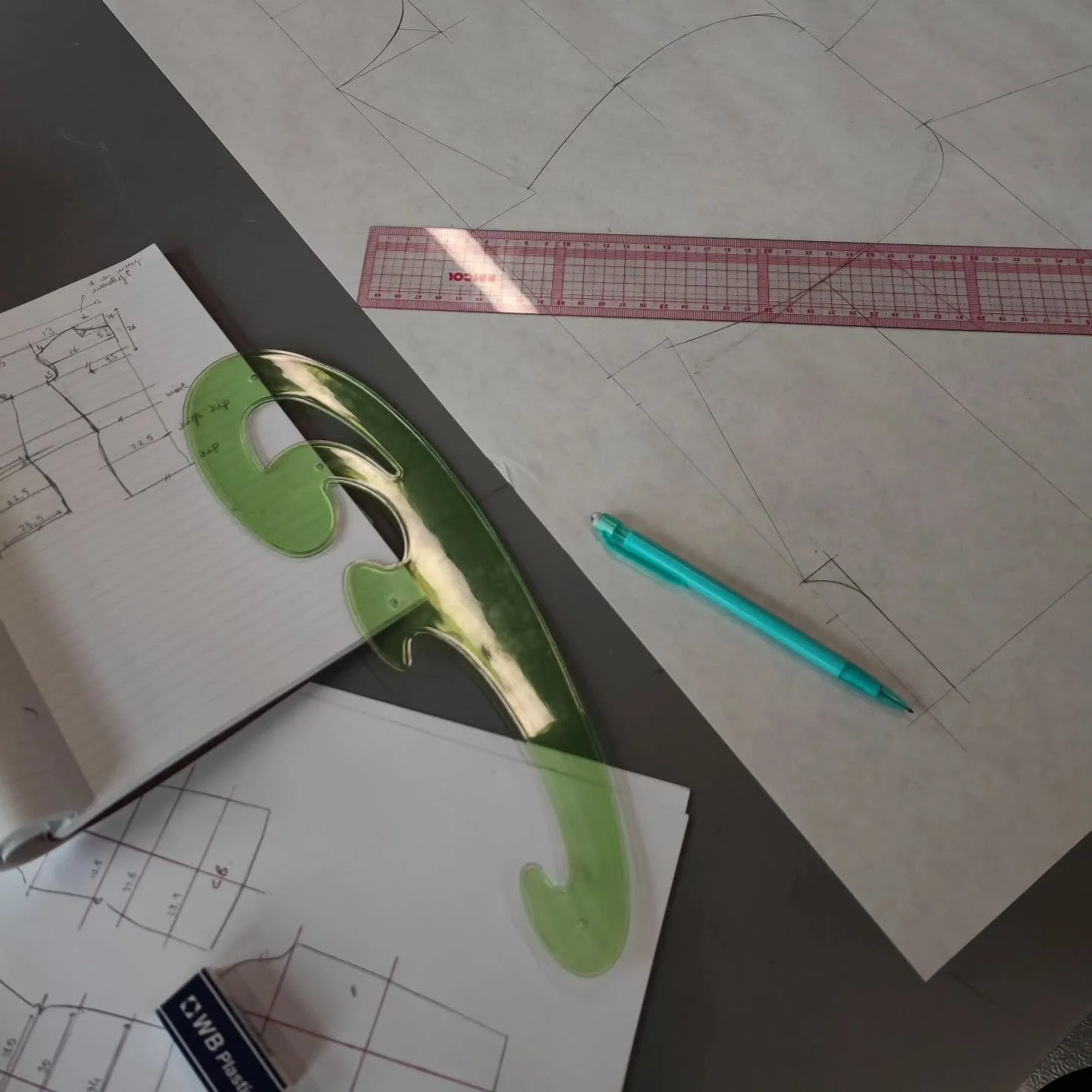 Atelier Laura est un atelier qui donne vie &agrave; vos id&eacute;es ✨