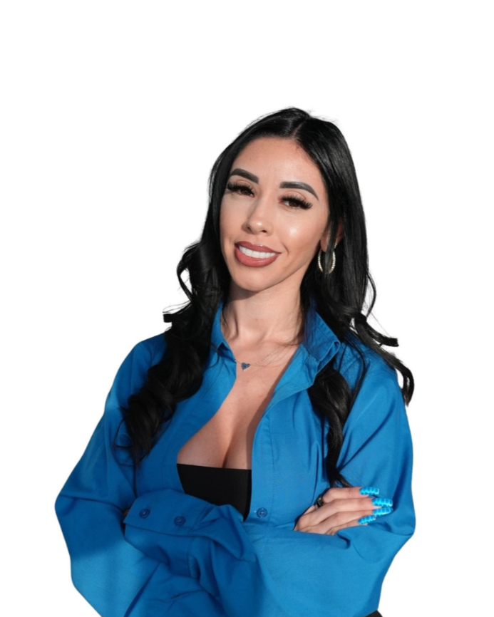 Estefania Nino—Senior Manager