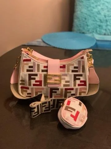 Geometric Chic Handbag Set