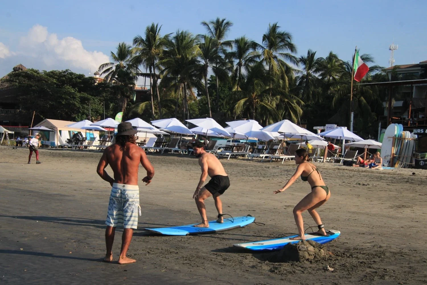 Sayulita surf lessons, Sayulita surf camp, sayu surf, surfing